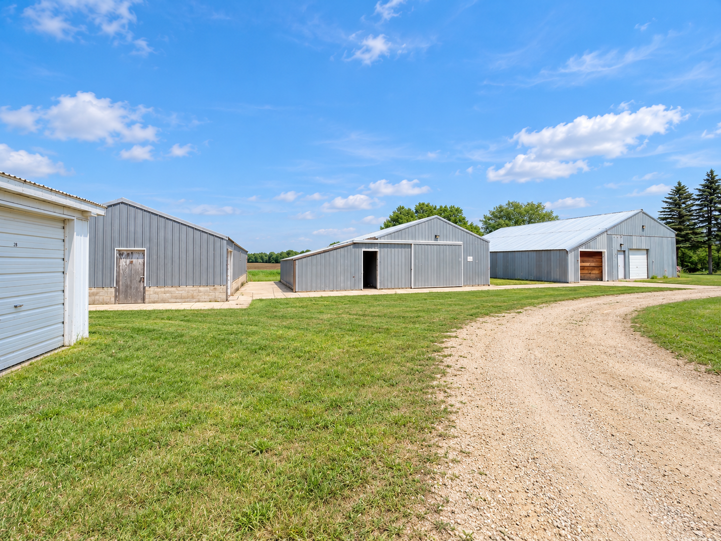 1997 single family home for sale at 26484 County Road 2 in Staples, MN — 2 bed, 1 bath (photo 2 of 23)