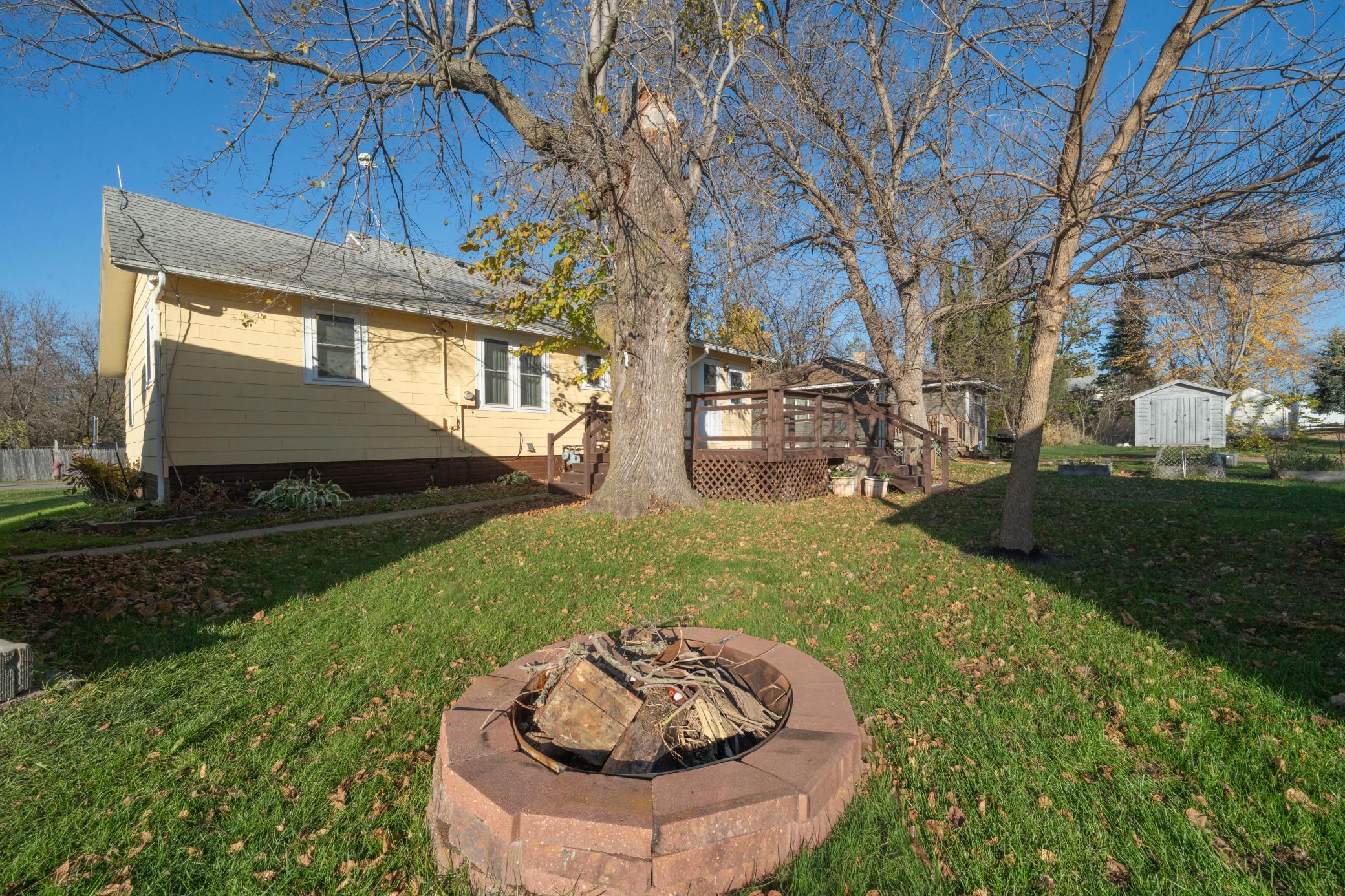 1930 single family home for sale at 313 4th Street NW in Bertha, MN — 2 bed, 2 bath (photo 8 of 36)