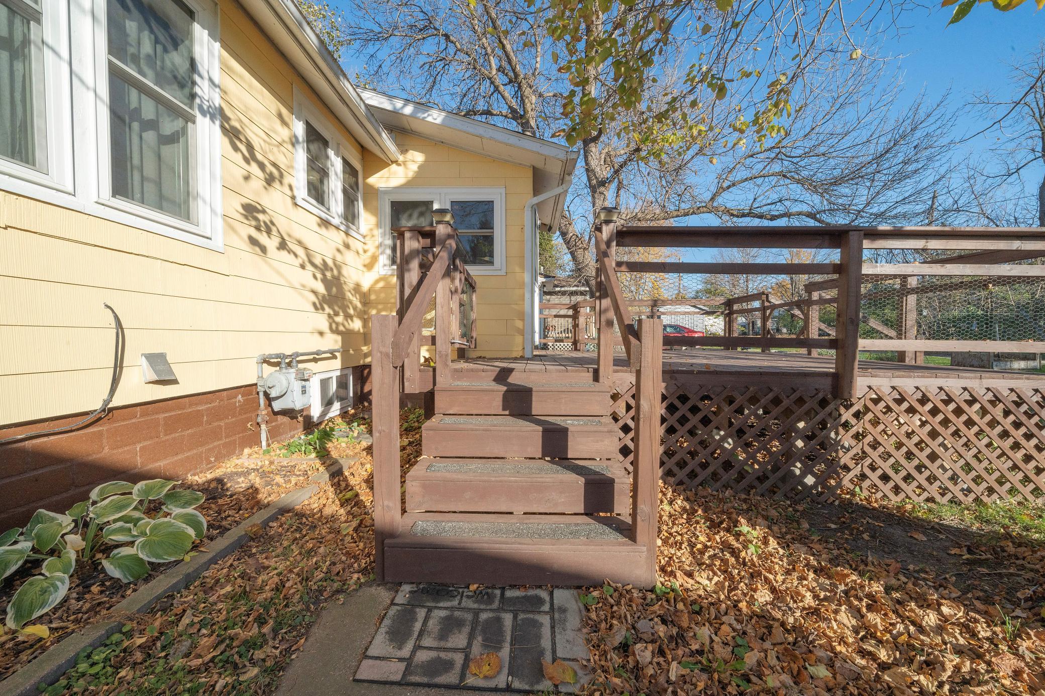 1930 single family home for sale at 313 4th Street NW in Bertha, MN — 2 bed, 2 bath (photo 9 of 36)