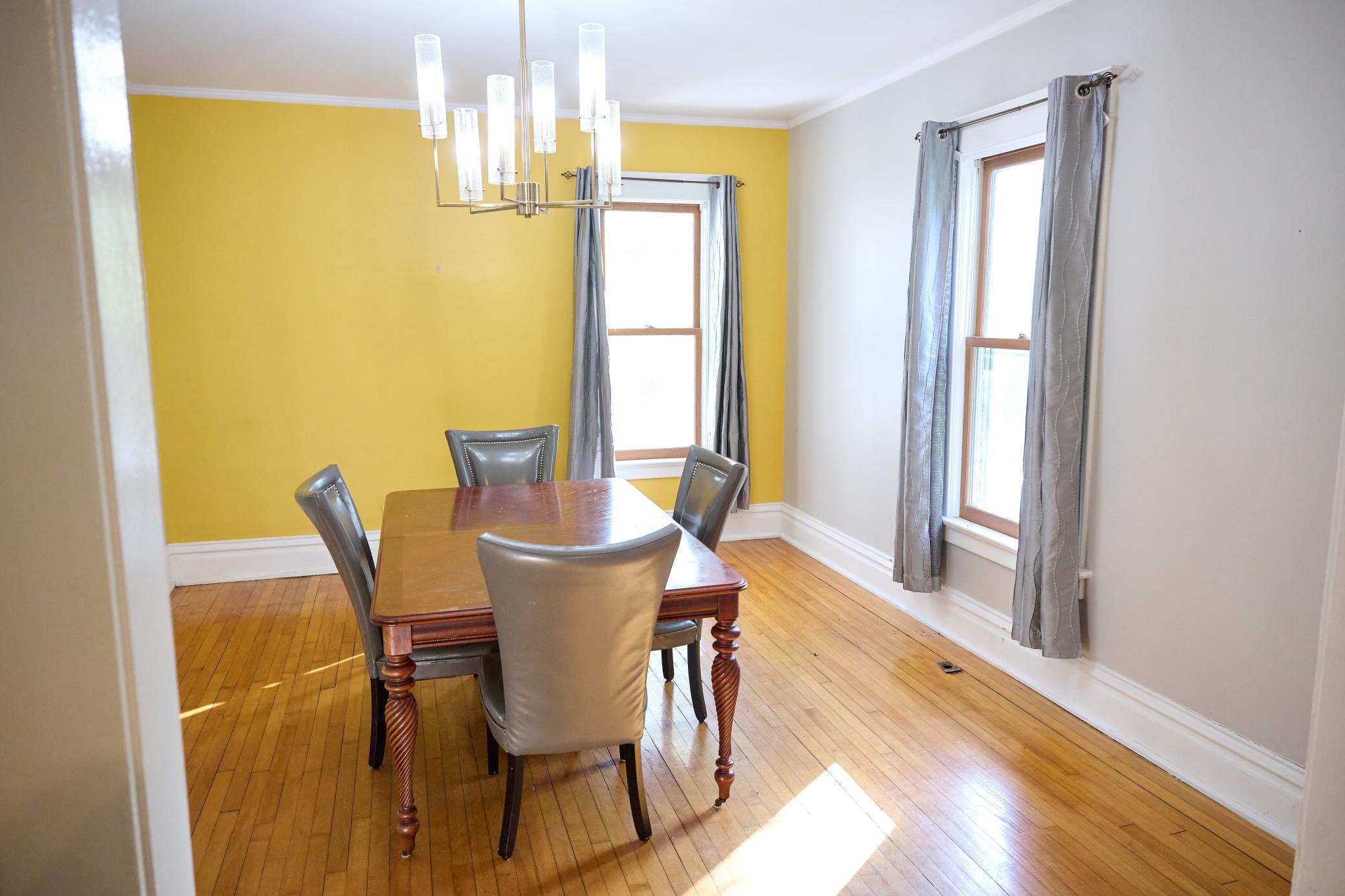 1904 single family home for sale at 610 University Drive S in Fargo, ND — 4 bed, 2 bath (photo 25 of 71)