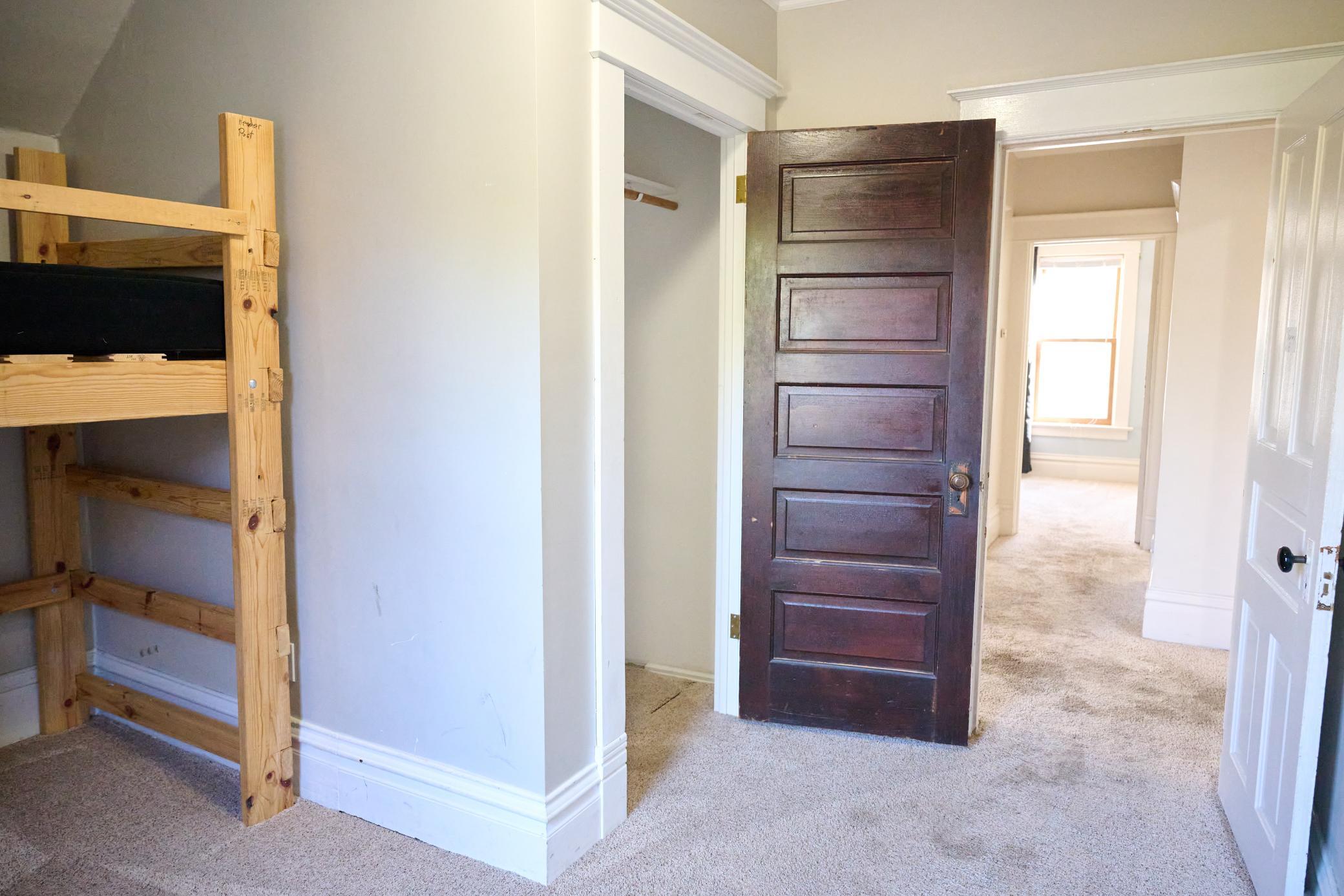1904 single family home for sale at 610 University Drive S in Fargo, ND — 4 bed, 2 bath (photo 44 of 71)