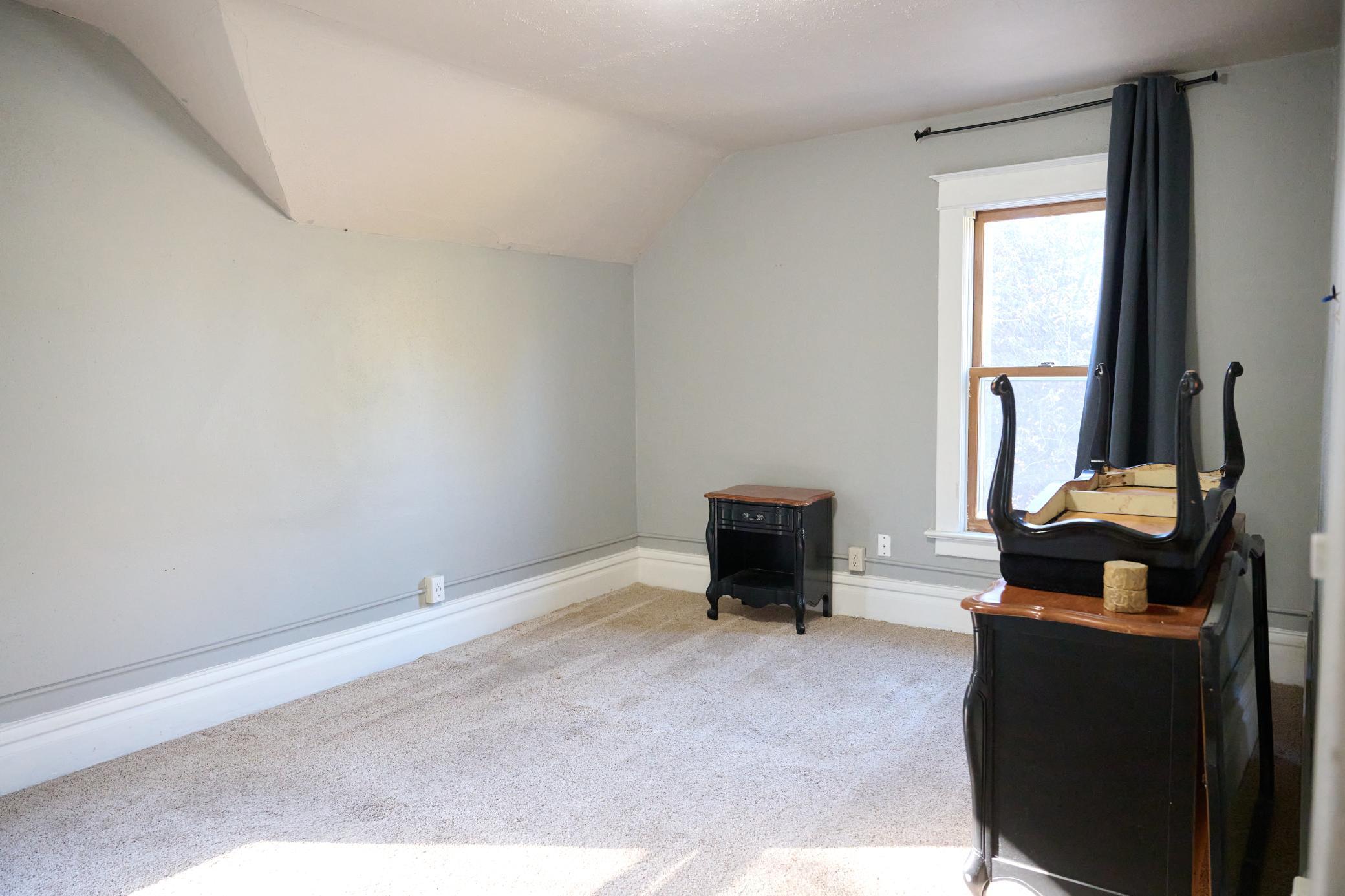 1904 single family home for sale at 610 University Drive S in Fargo, ND — 4 bed, 2 bath (photo 46 of 71)