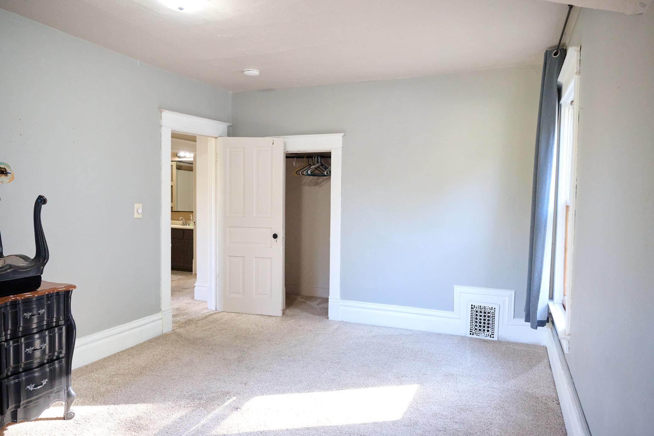 1904 single family home for sale at 610 University Drive S in Fargo, ND — 4 bed, 2 bath (photo 47 of 71)