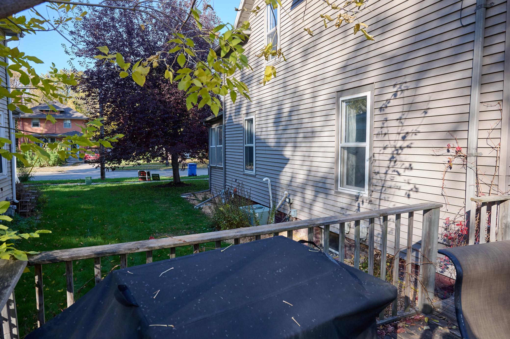 1904 single family home for sale at 610 University Drive S in Fargo, ND — 4 bed, 2 bath (photo 8 of 71)