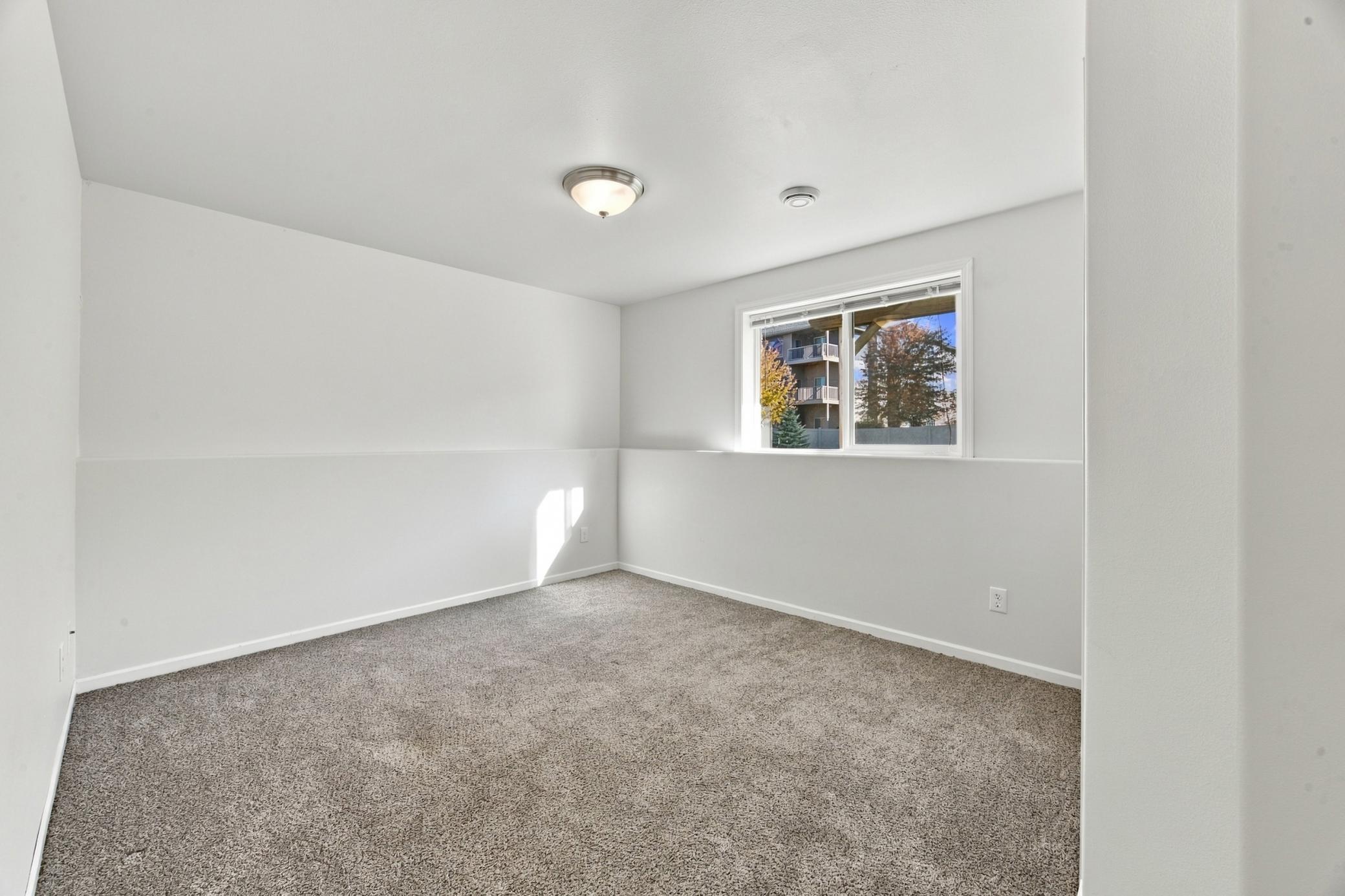 2013 single family home for sale at 3511 8th Street E in West Fargo, ND — 3 bed, 3 bath (photo 21 of 27)