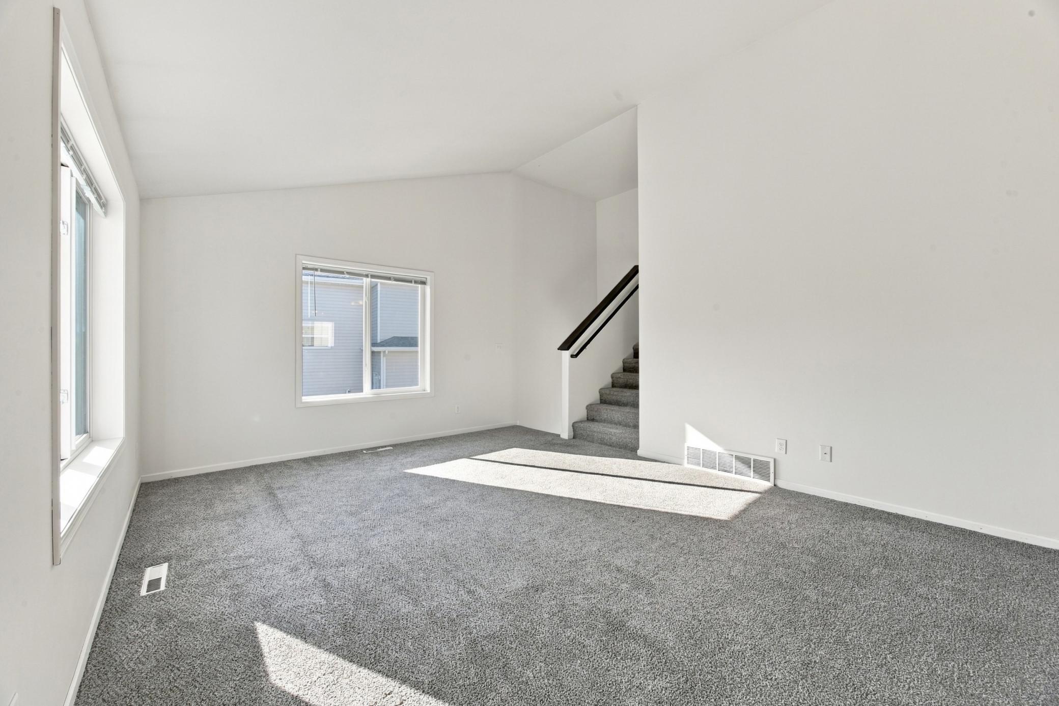 2013 single family home for sale at 3511 8th Street E in West Fargo, ND — 3 bed, 3 bath (photo 5 of 27)