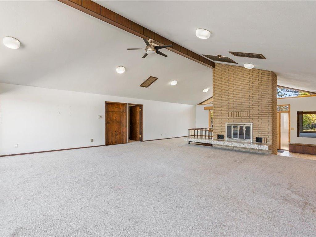 1967 single family home for sale at 412 Park Avenue N in Park Rapids, MN — 6 bed, 6 bath (photo 15 of 76)