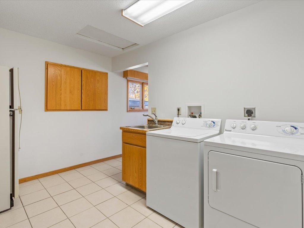 1967 single family home for sale at 412 Park Avenue N in Park Rapids, MN — 6 bed, 6 bath (photo 21 of 76)