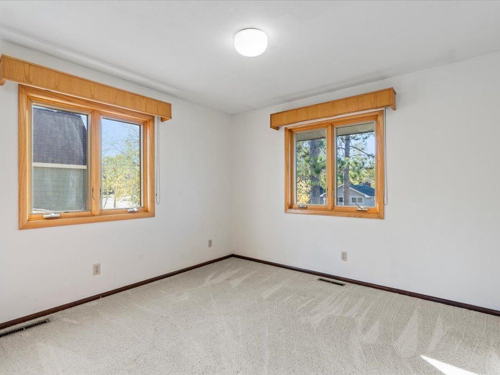 1967 single family home for sale at 412 Park Avenue N in Park Rapids, MN — 6 bed, 6 bath (photo 27 of 76)