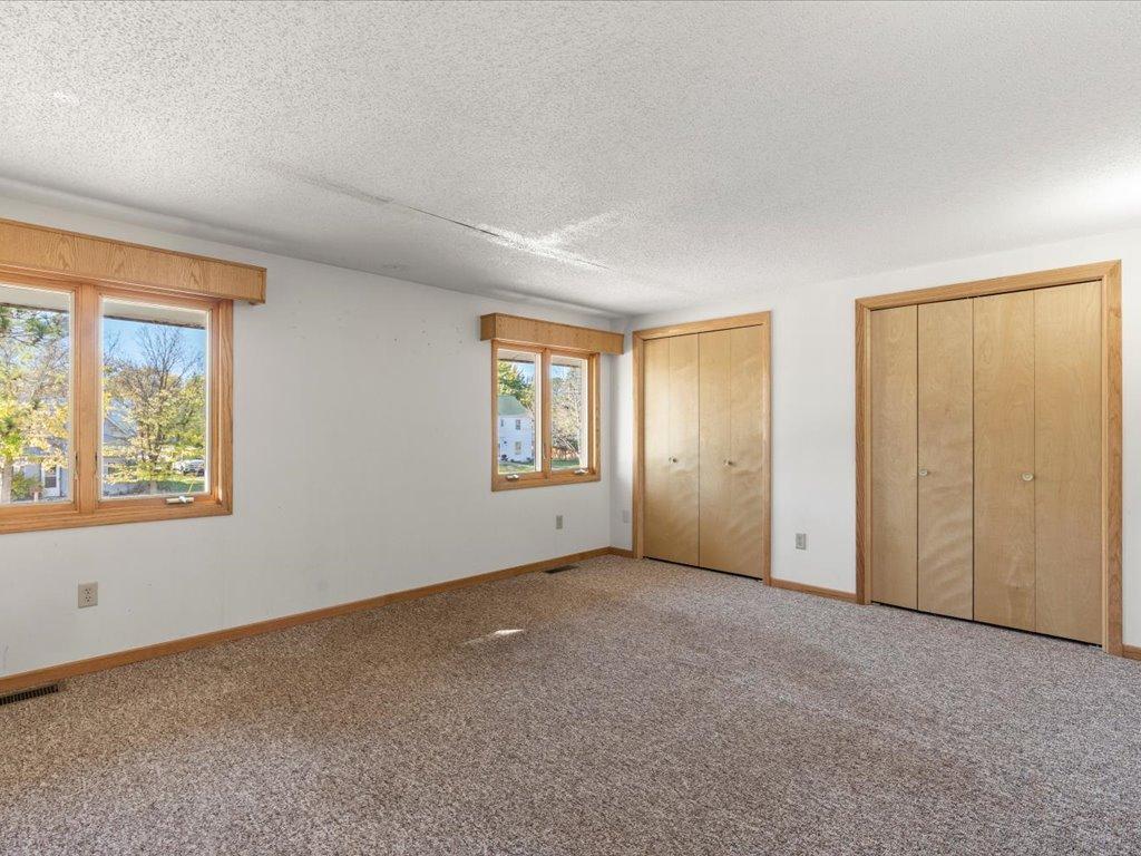 1967 single family home for sale at 412 Park Avenue N in Park Rapids, MN — 6 bed, 6 bath (photo 32 of 76)