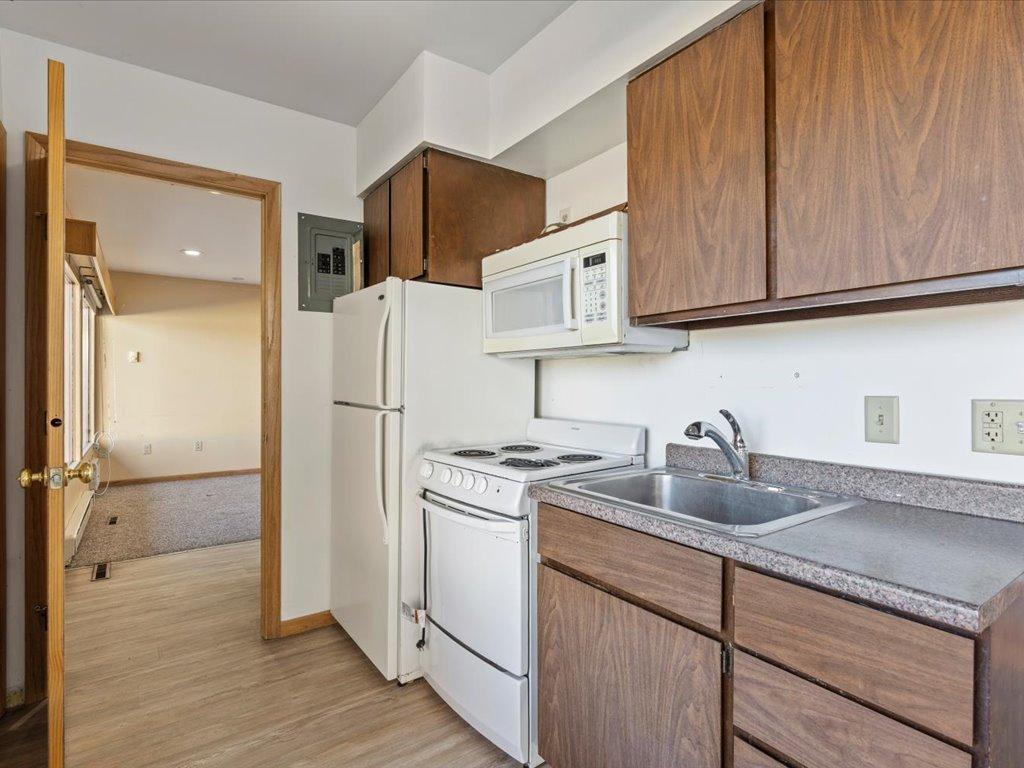 1967 single family home for sale at 412 Park Avenue N in Park Rapids, MN — 6 bed, 6 bath (photo 39 of 76)