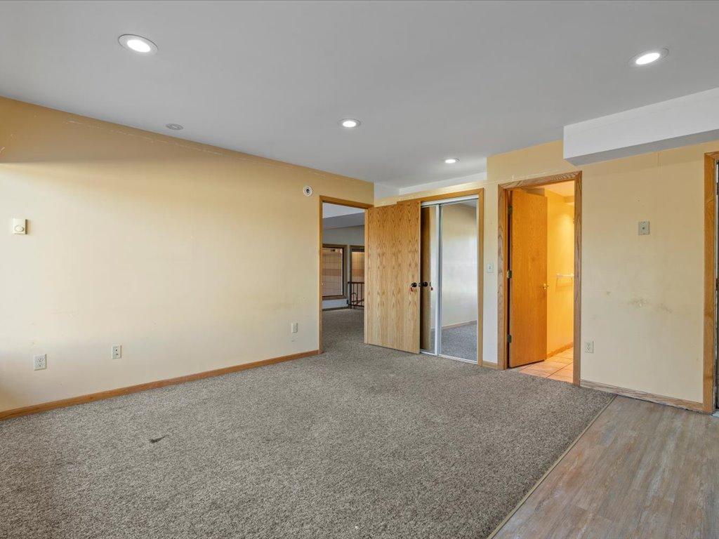 1967 single family home for sale at 412 Park Avenue N in Park Rapids, MN — 6 bed, 6 bath (photo 47 of 76)