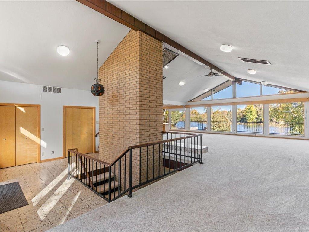 1967 single family home for sale at 412 Park Avenue N in Park Rapids, MN — 6 bed, 6 bath (photo 9 of 76)