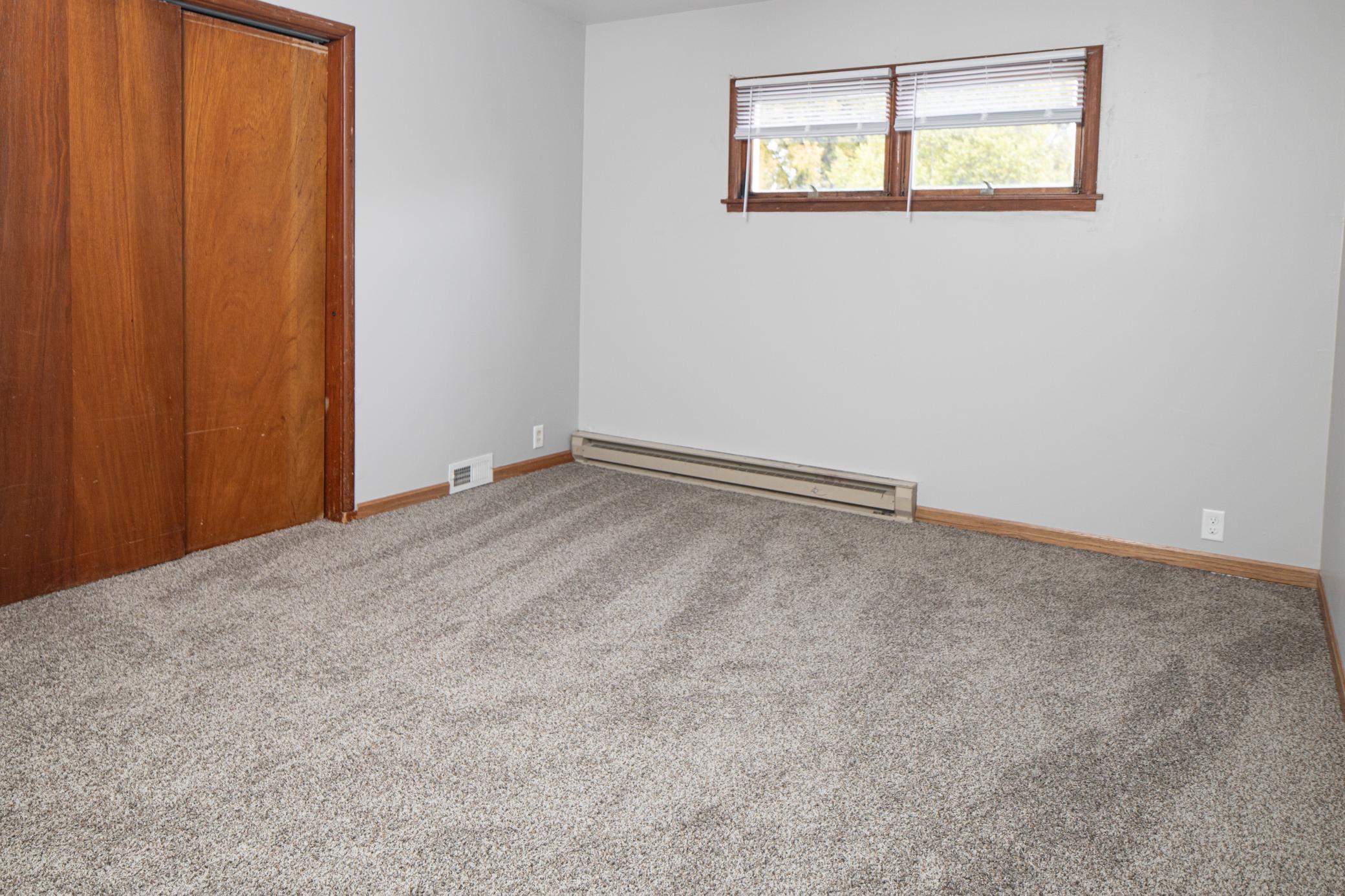 1954 single family home for sale at 1604 3rd Street S in Moorhead, MN — 4 bed, 2 bath (photo 14 of 19)