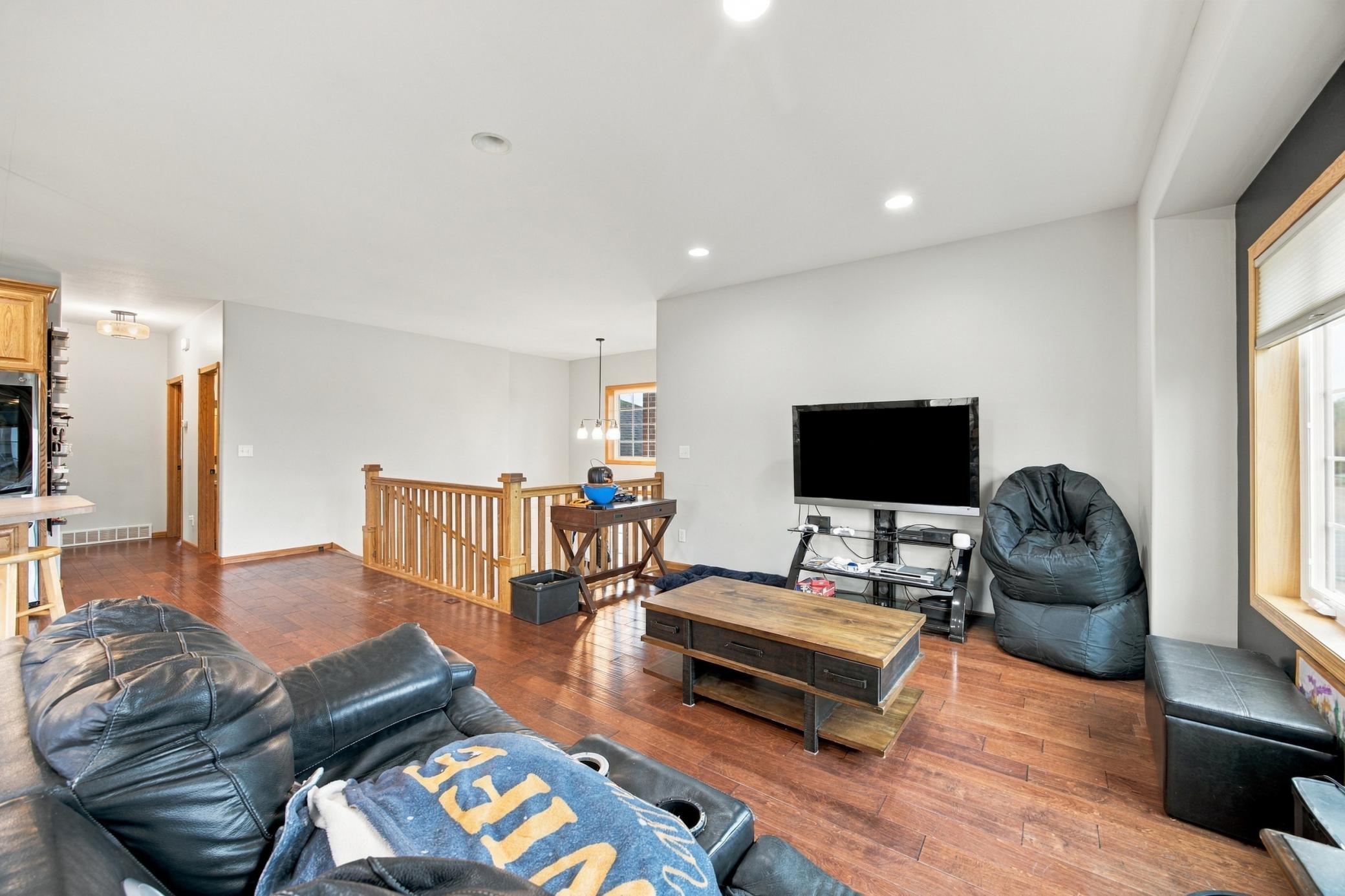 2008 single family home for sale at 442 33rd Street N in Moorhead, MN — 4 bed, 3 bath (photo 16 of 57)