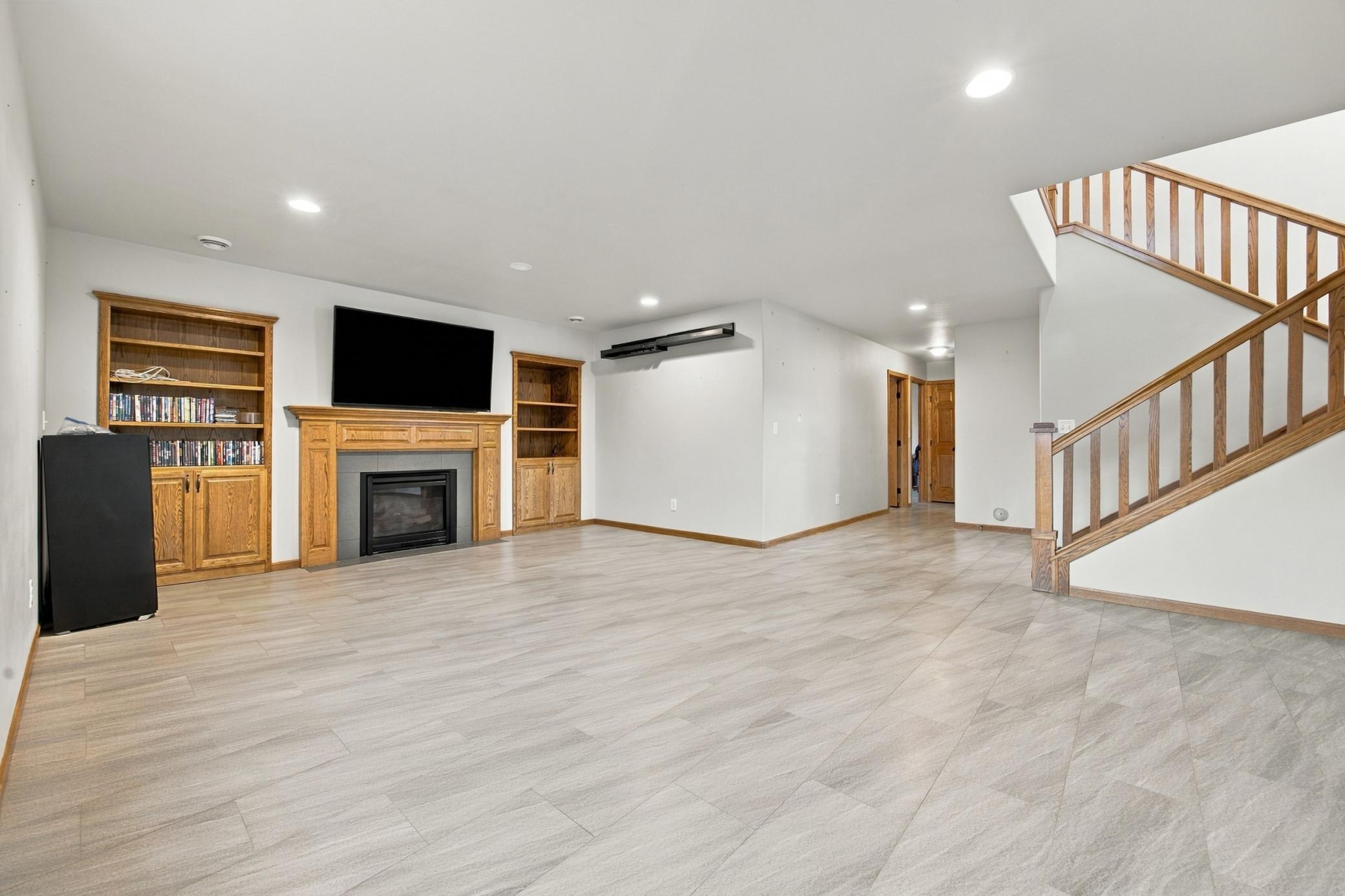 2008 single family home for sale at 442 33rd Street N in Moorhead, MN — 4 bed, 3 bath (photo 24 of 57)