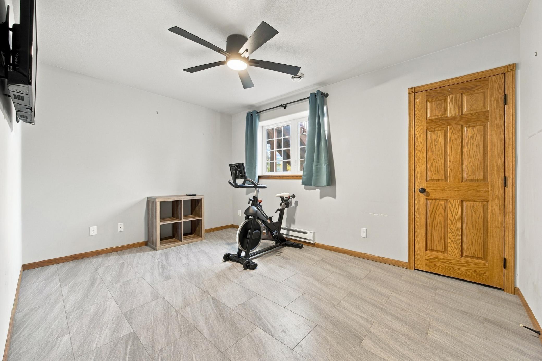 2008 single family home for sale at 442 33rd Street N in Moorhead, MN — 4 bed, 3 bath (photo 26 of 57)
