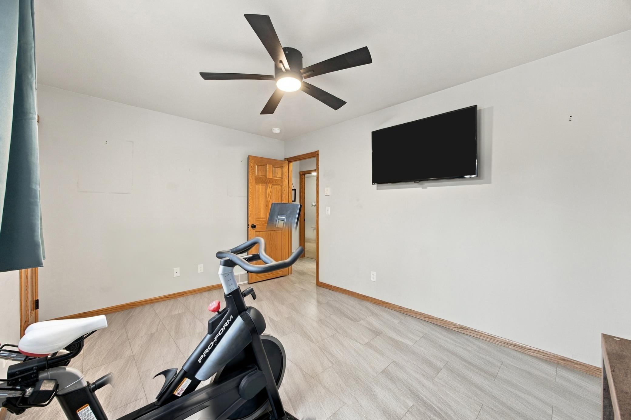 2008 single family home for sale at 442 33rd Street N in Moorhead, MN — 4 bed, 3 bath (photo 27 of 57)
