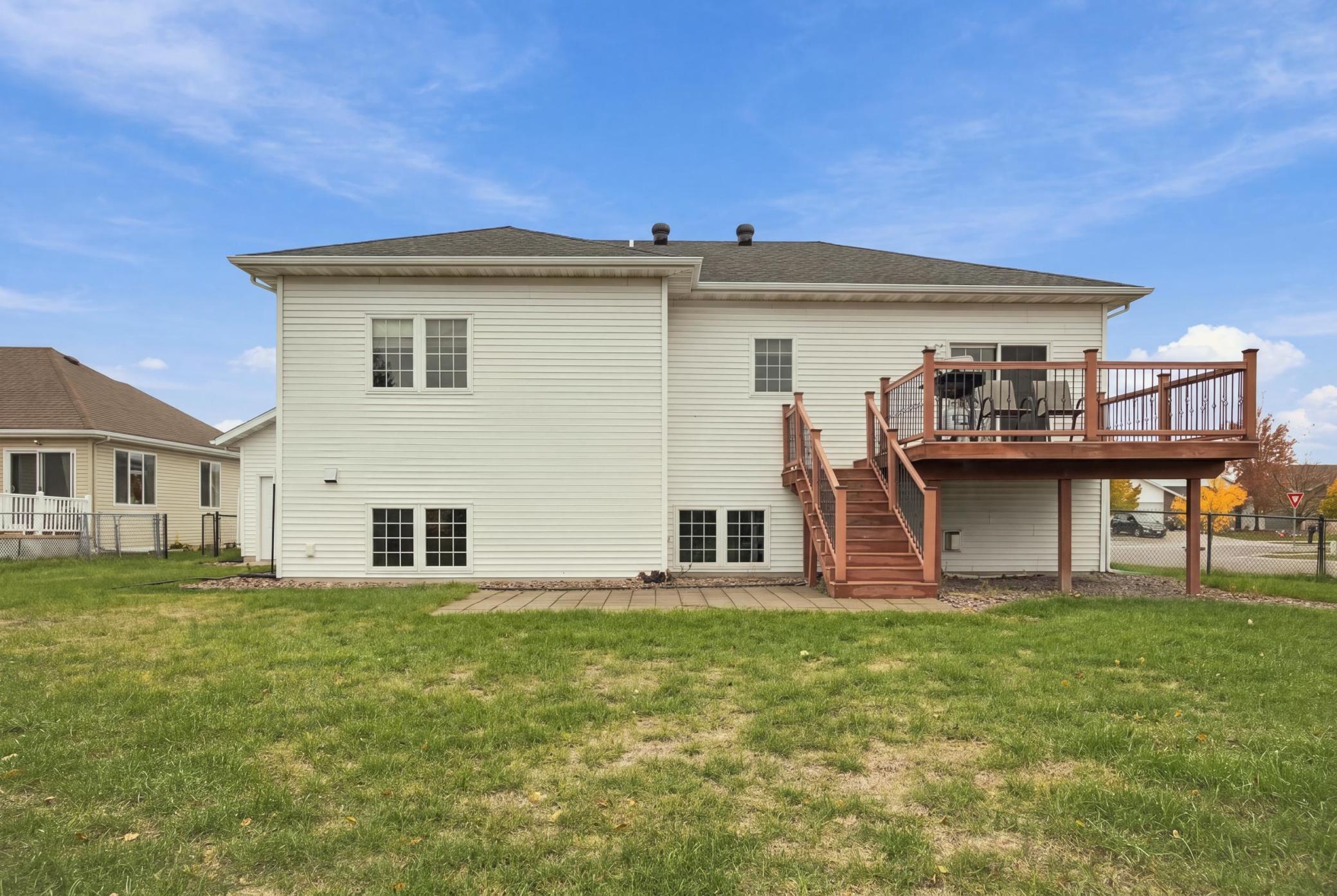 2008 single family home for sale at 442 33rd Street N in Moorhead, MN — 4 bed, 3 bath (photo 38 of 57)