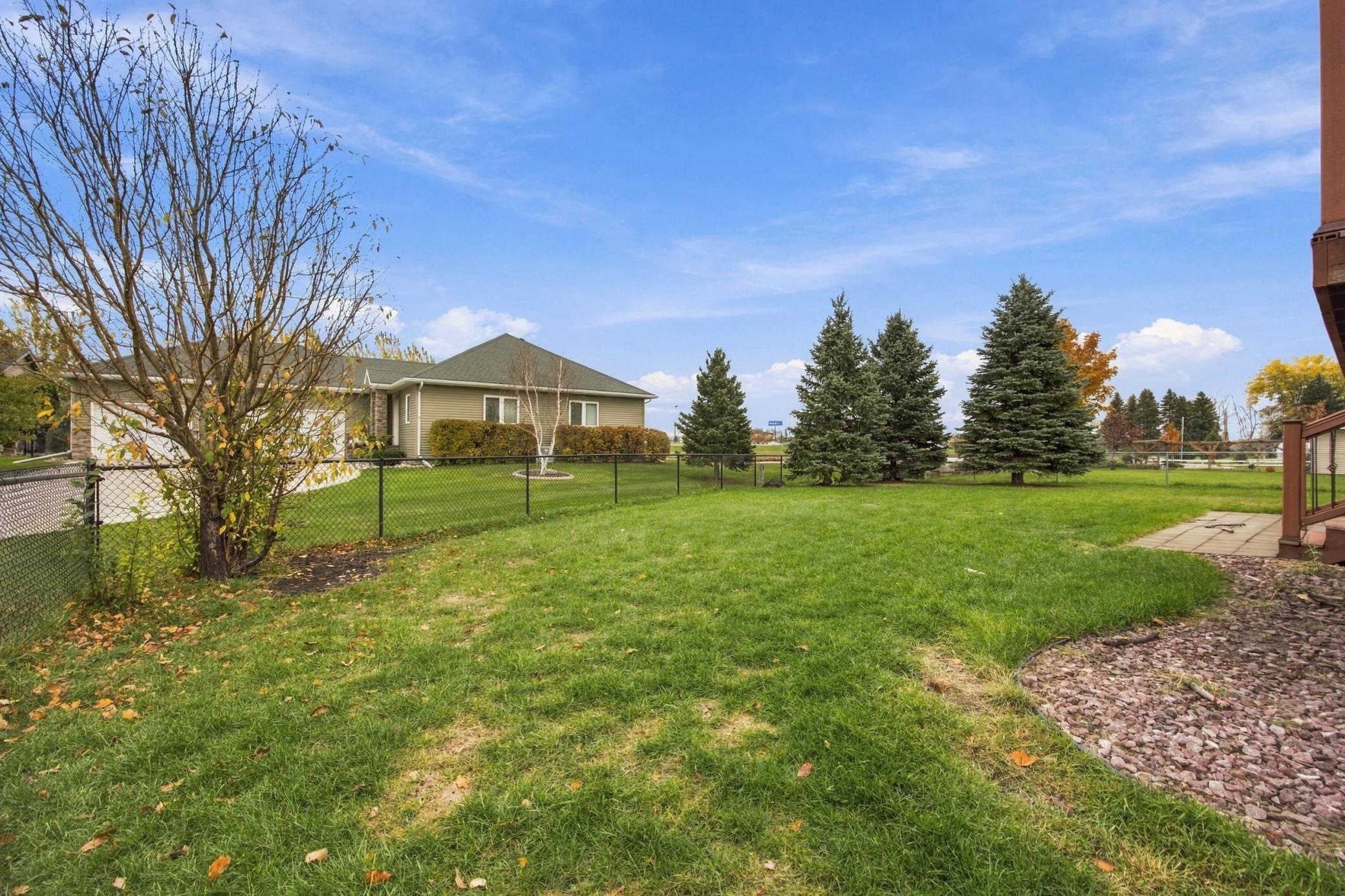 2008 single family home for sale at 442 33rd Street N in Moorhead, MN — 4 bed, 3 bath (photo 40 of 57)
