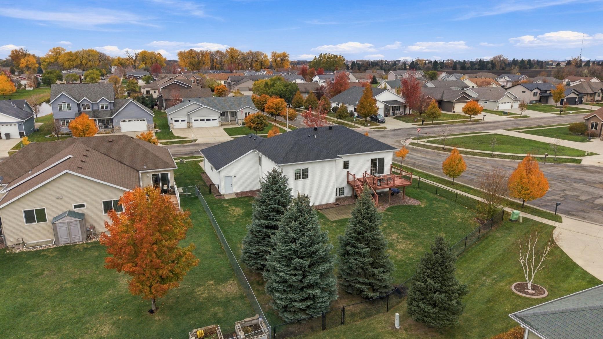 2008 single family home for sale at 442 33rd Street N in Moorhead, MN — 4 bed, 3 bath (photo 41 of 57)