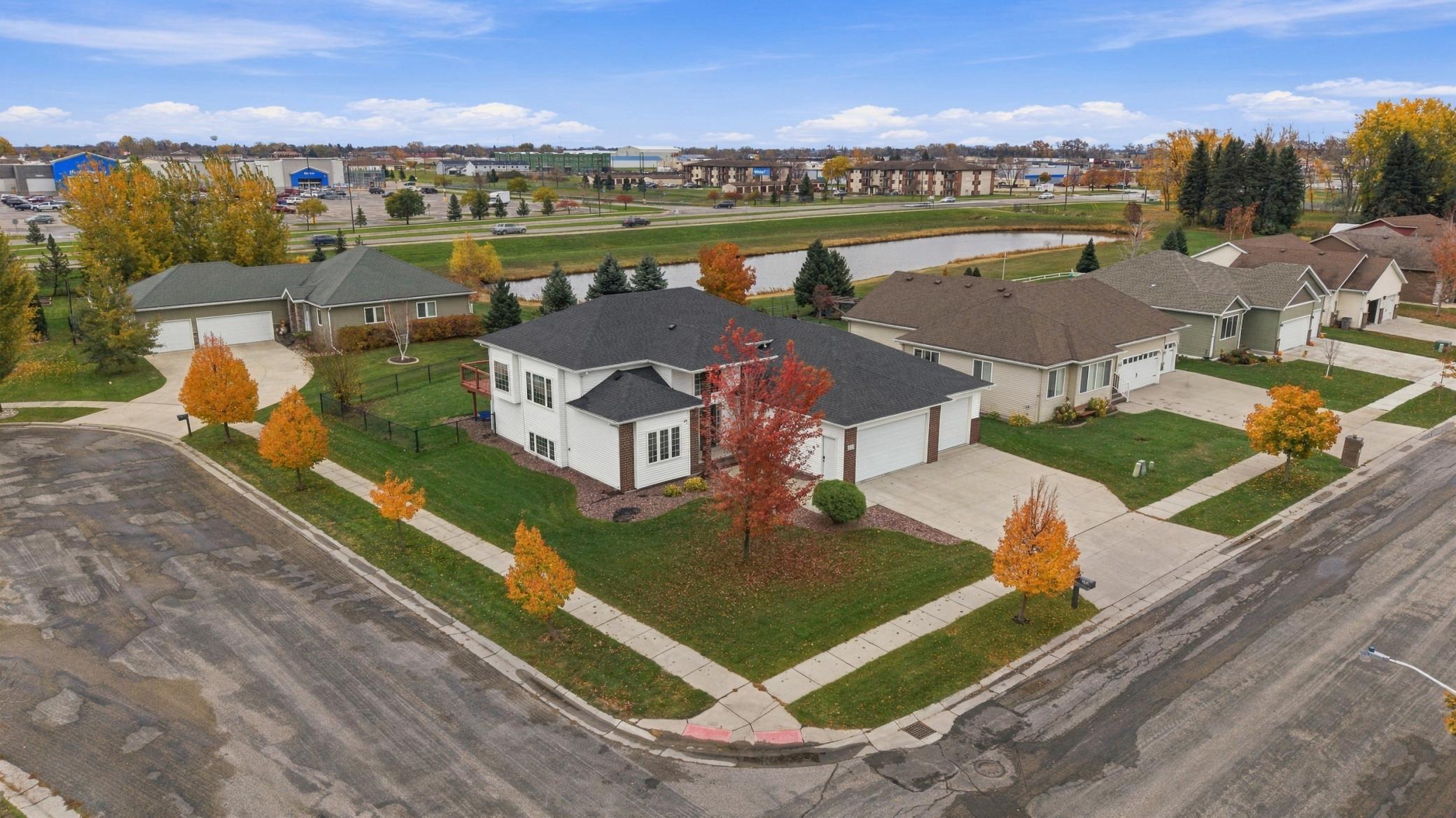2008 single family home for sale at 442 33rd Street N in Moorhead, MN — 4 bed, 3 bath (photo 43 of 57)