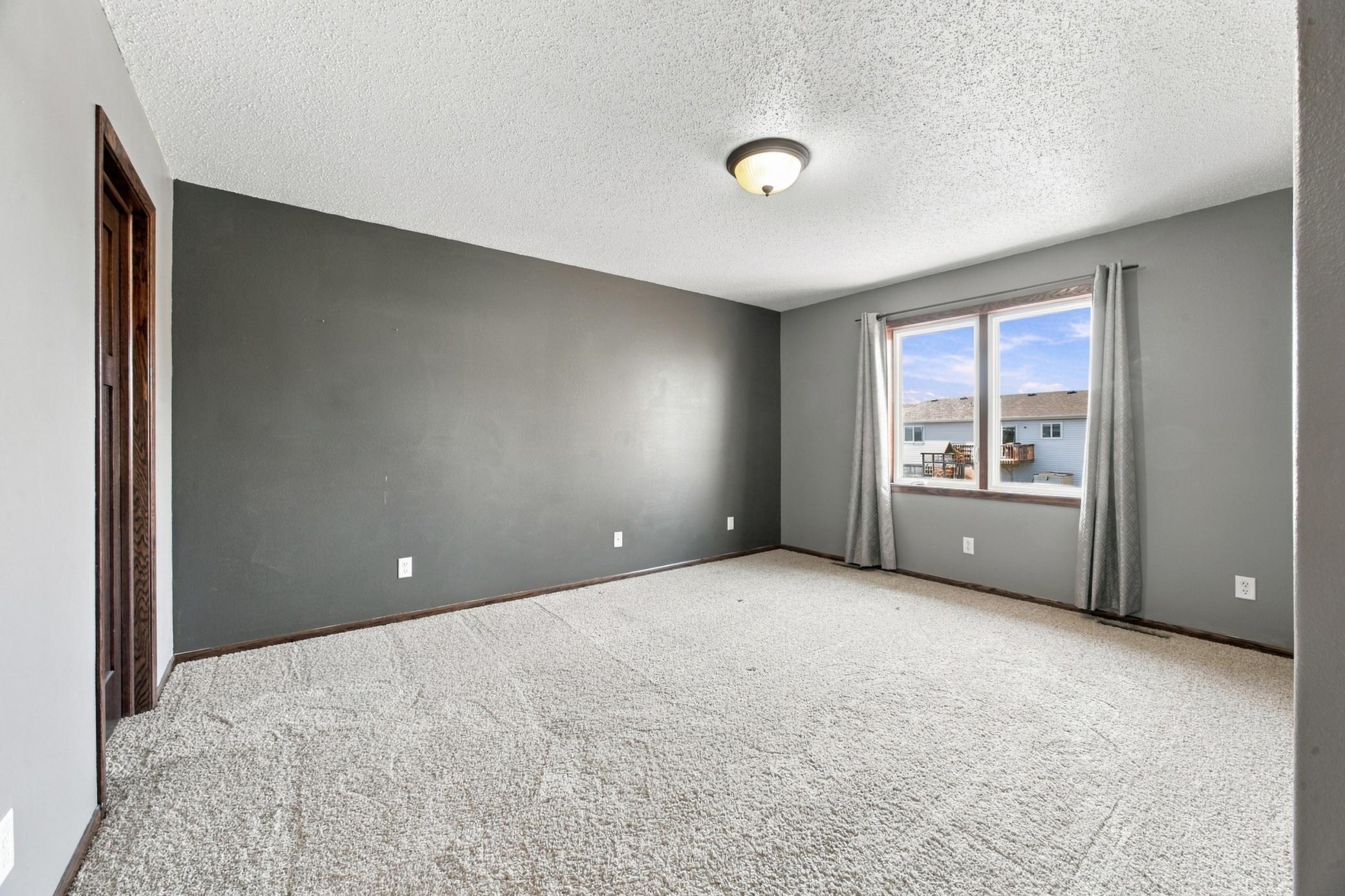 2007 single family home for sale at 4530 10th Street W in West Fargo, ND — 4 bed, 3 bath (photo 15 of 51)