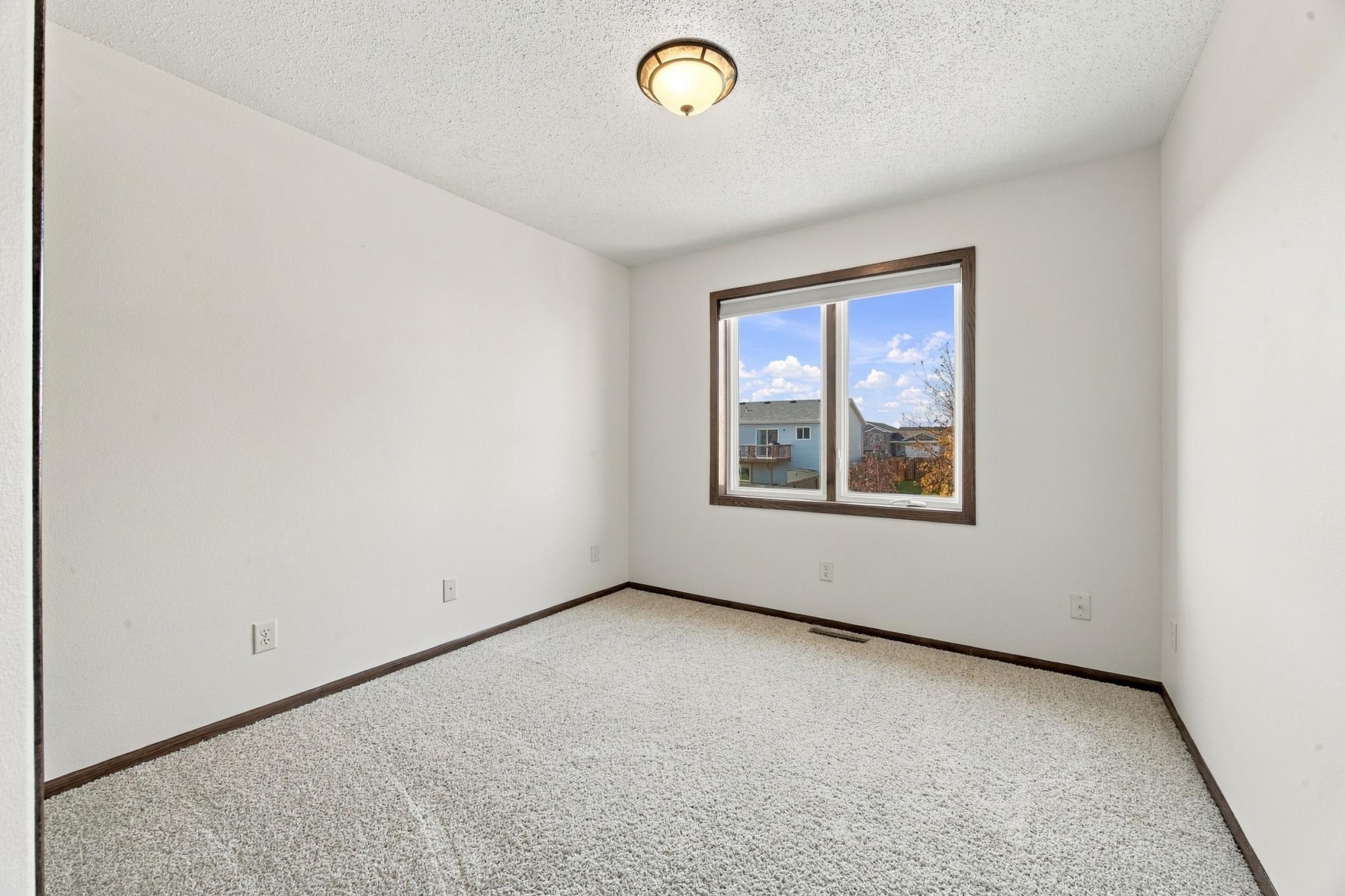 2007 single family home for sale at 4530 10th Street W in West Fargo, ND — 4 bed, 3 bath (photo 20 of 51)