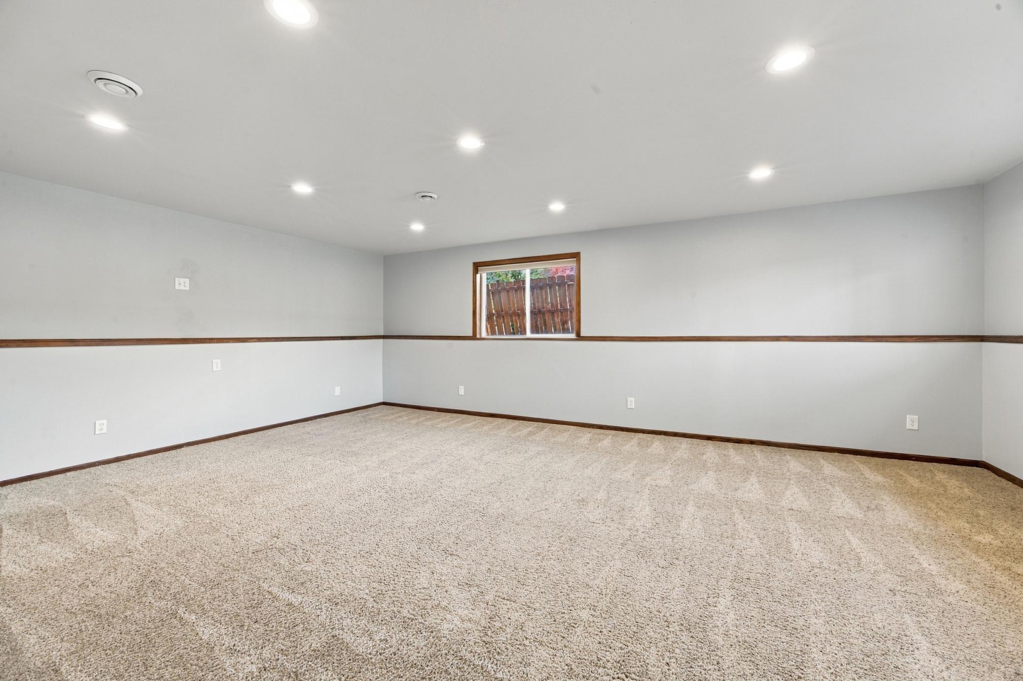 2007 single family home for sale at 4530 10th Street W in West Fargo, ND — 4 bed, 3 bath (photo 25 of 51)