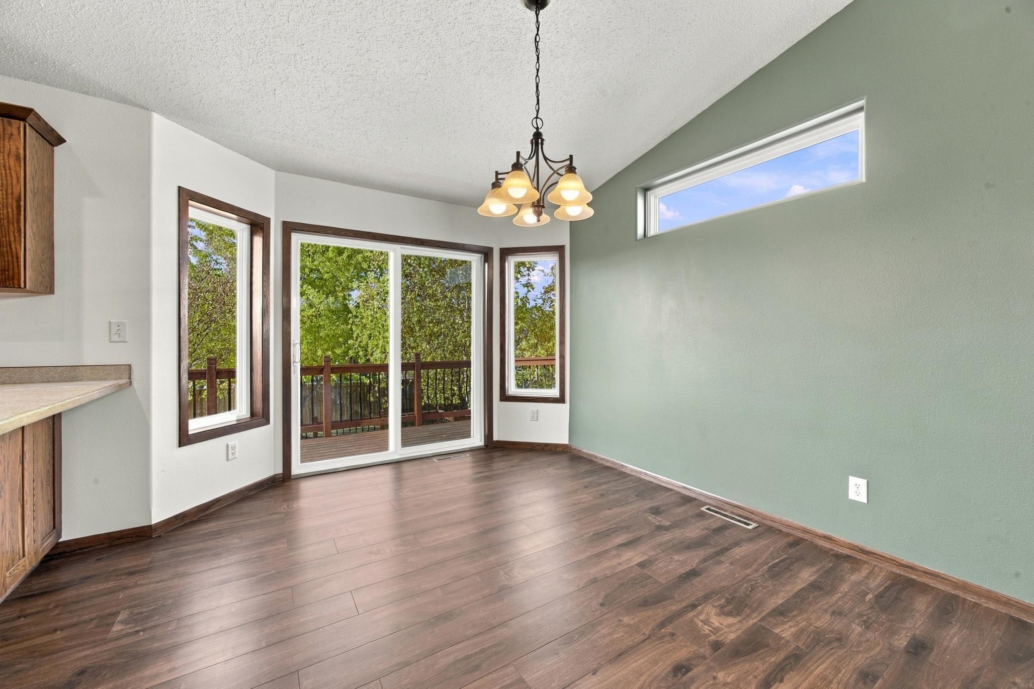 2007 single family home for sale at 4530 10th Street W in West Fargo, ND — 4 bed, 3 bath (photo 8 of 51)