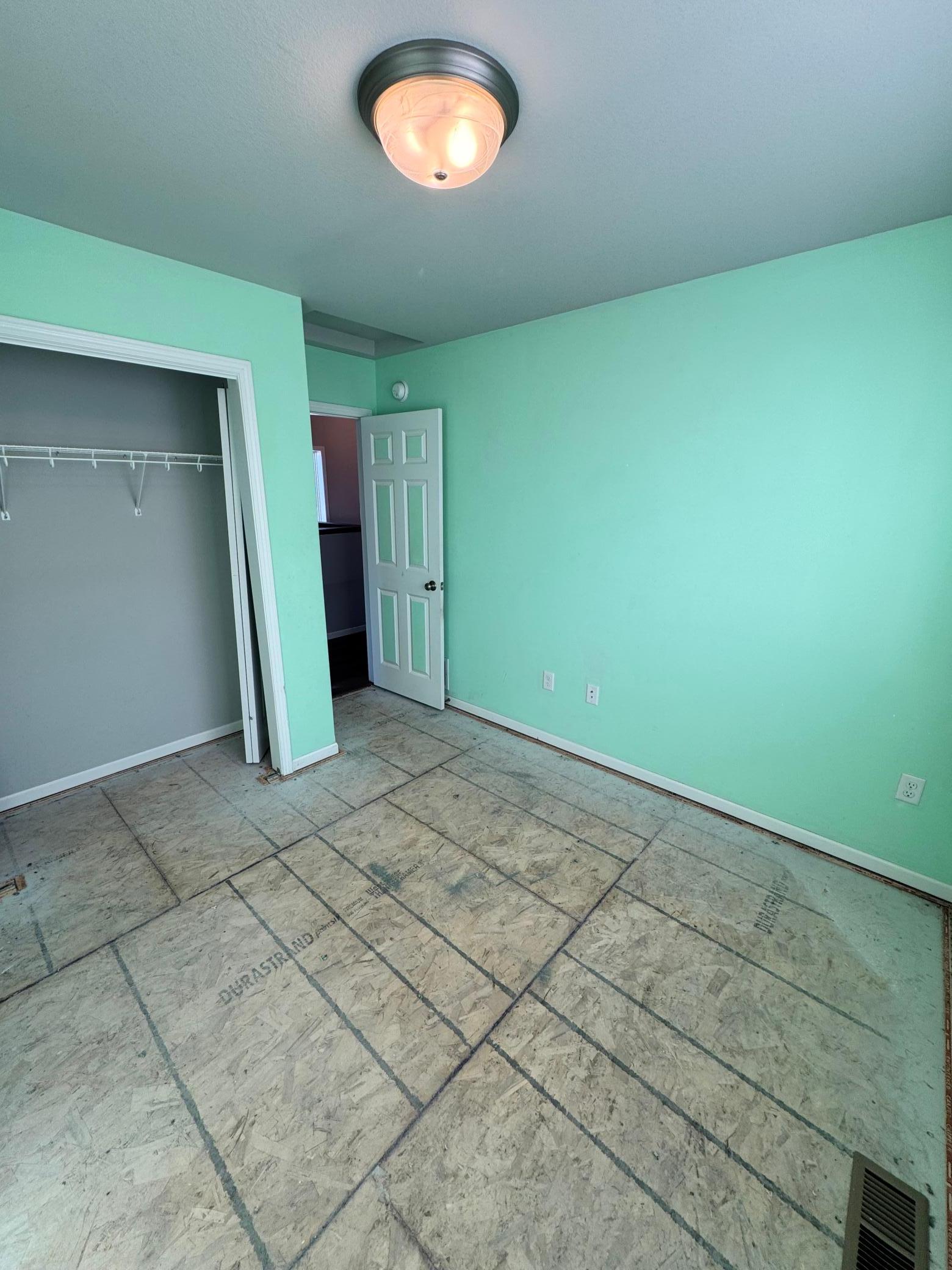 2021 single family home for sale at 7247 27th Street S in Fargo, ND — 4 bed, 2 bath (photo 8 of 18)
