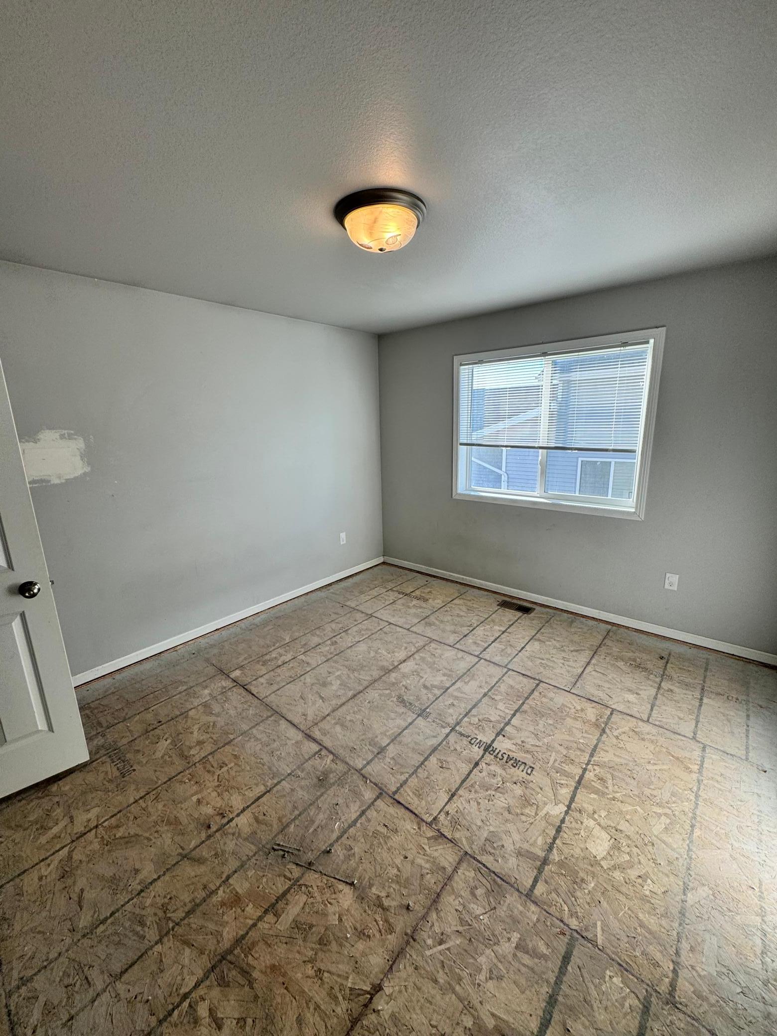 2021 single family home for sale at 7247 27th Street S in Fargo, ND — 4 bed, 2 bath (photo 10 of 18)