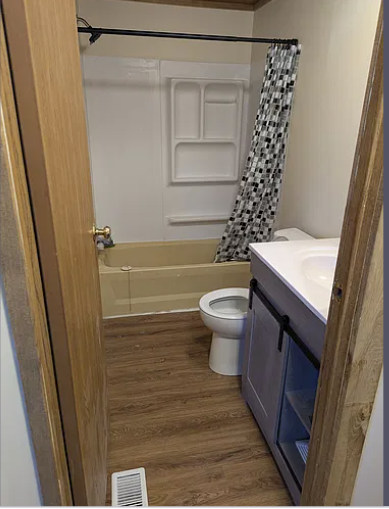 1991 single family home for sale at 48216 County 3 Road in Bemidji, MN — 3 bed, 2 bath (photo 11 of 18)