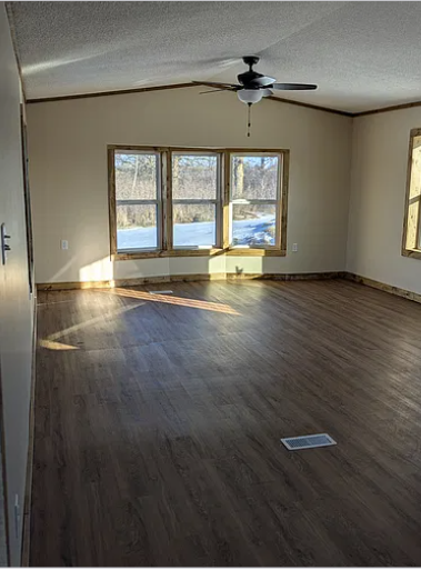 1991 single family home for sale at 48216 County 3 Road in Bemidji, MN — 3 bed, 2 bath (photo 4 of 18)
