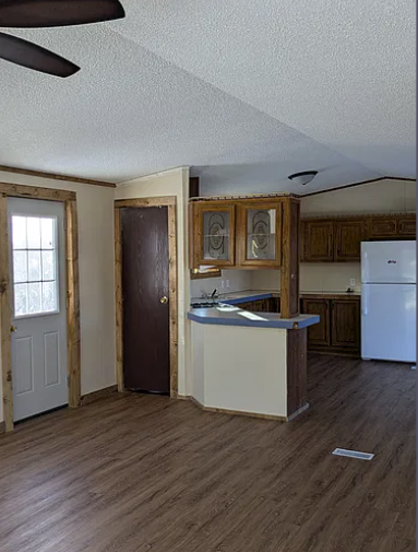 1991 single family home for sale at 48216 County 3 Road in Bemidji, MN — 3 bed, 2 bath (photo 5 of 18)