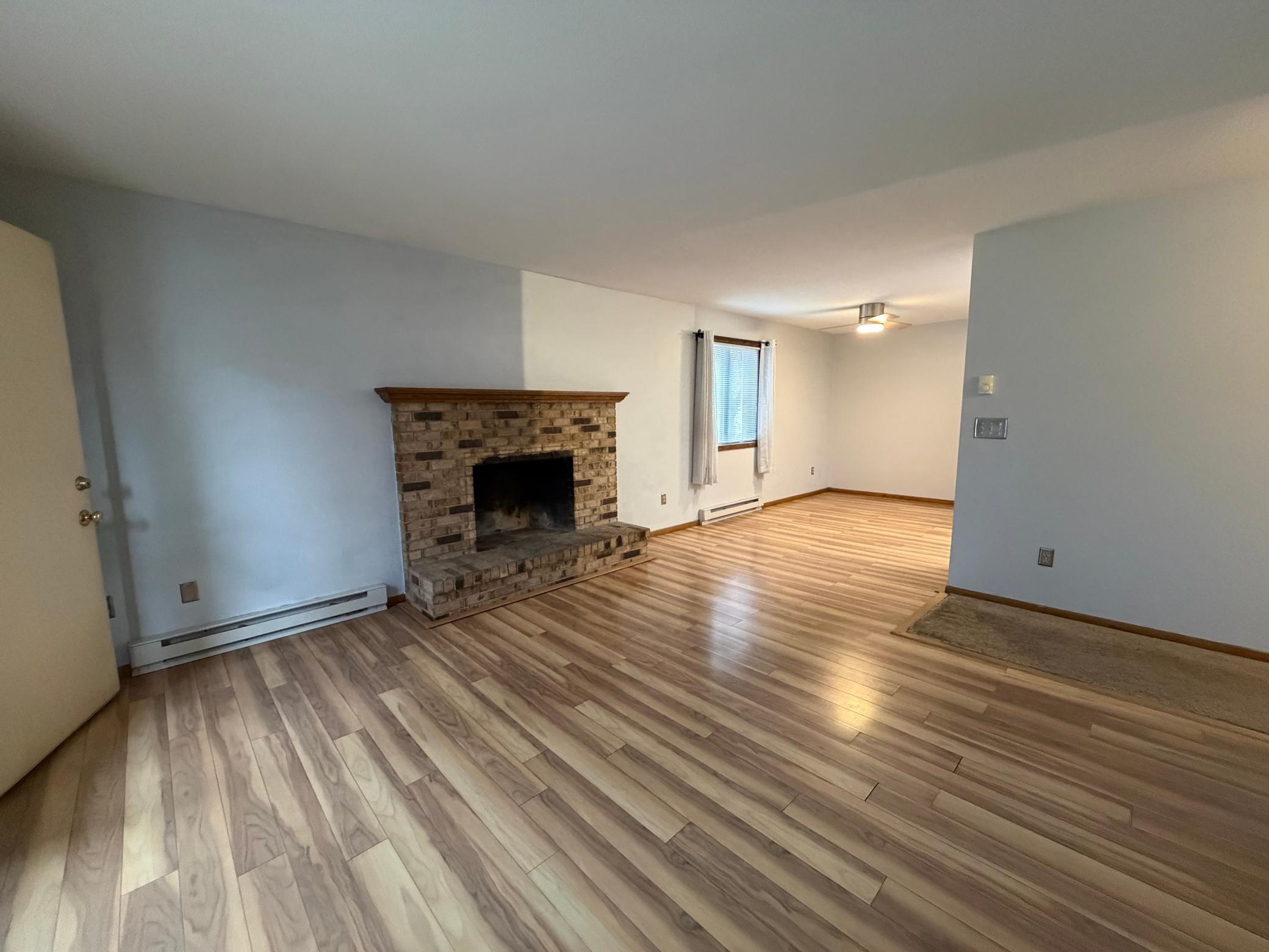 1979 condo for sale at 331 Prairiewood Circle S, Unit 206 in Fargo, ND — 2 bed, 2 bath (photo 12 of 31)