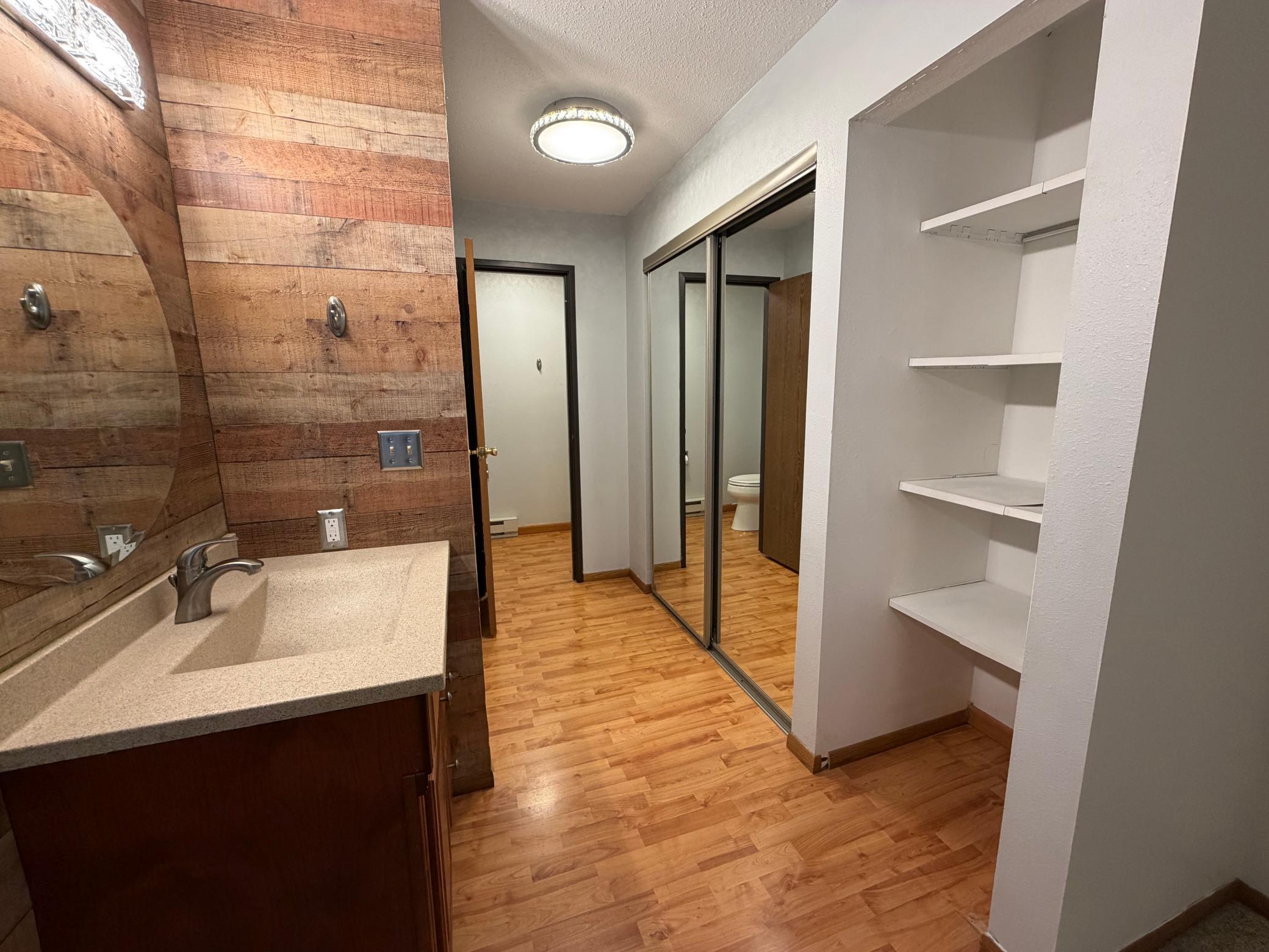 1979 condo for sale at 331 Prairiewood Circle S, Unit 206 in Fargo, ND — 2 bed, 2 bath (photo 16 of 31)