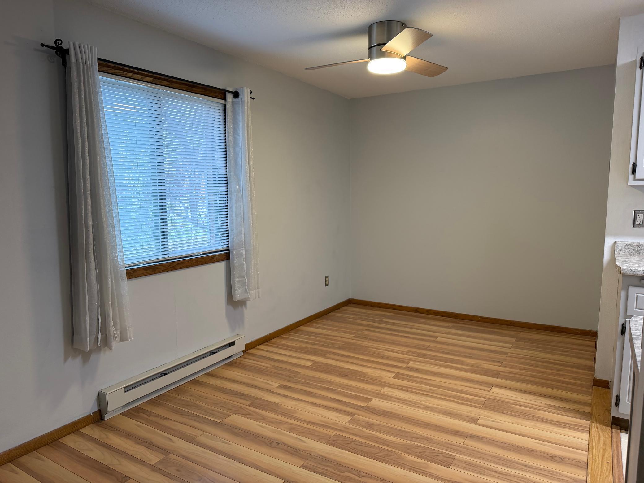 1979 condo for sale at 331 Prairiewood Circle S, Unit 206 in Fargo, ND — 2 bed, 2 bath (photo 7 of 31)