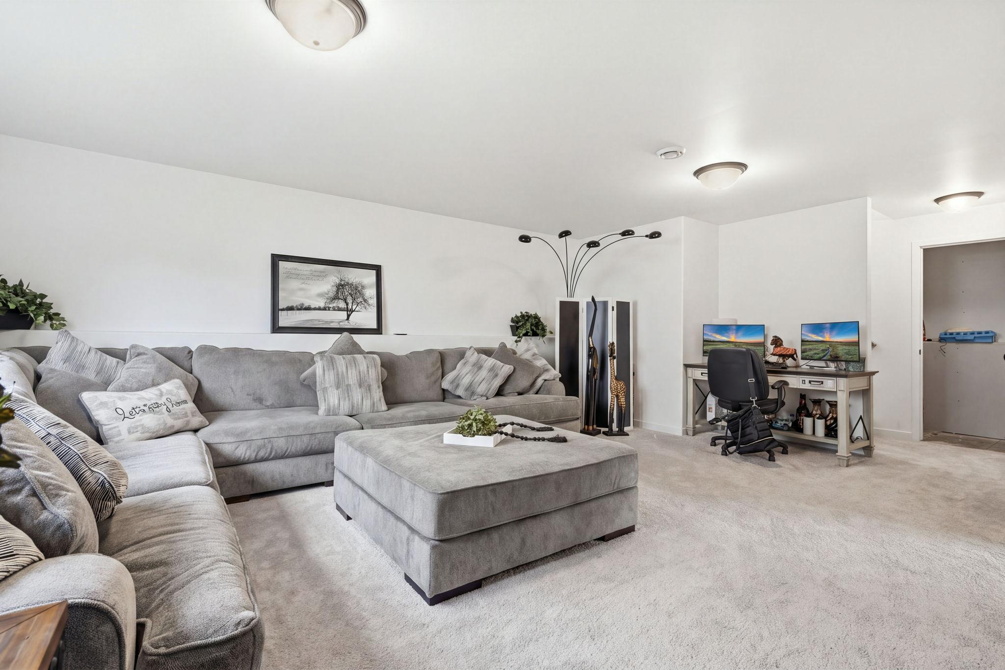 2023 single family home for sale at 1151 Marlys Drive W in West Fargo, ND — 3 bed, 3 bath (photo 24 of 43)