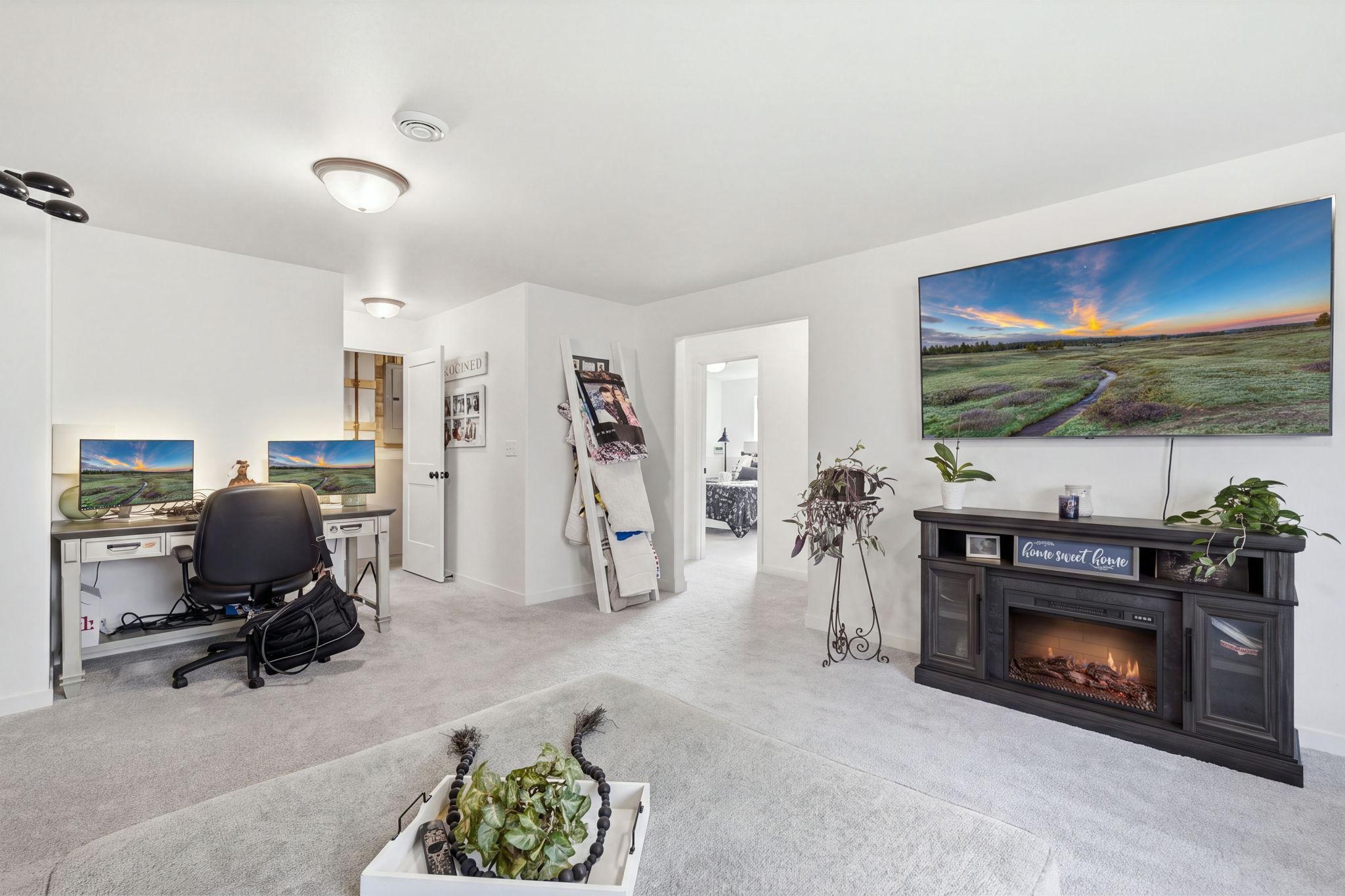 2023 single family home for sale at 1151 Marlys Drive W in West Fargo, ND — 3 bed, 3 bath (photo 26 of 43)