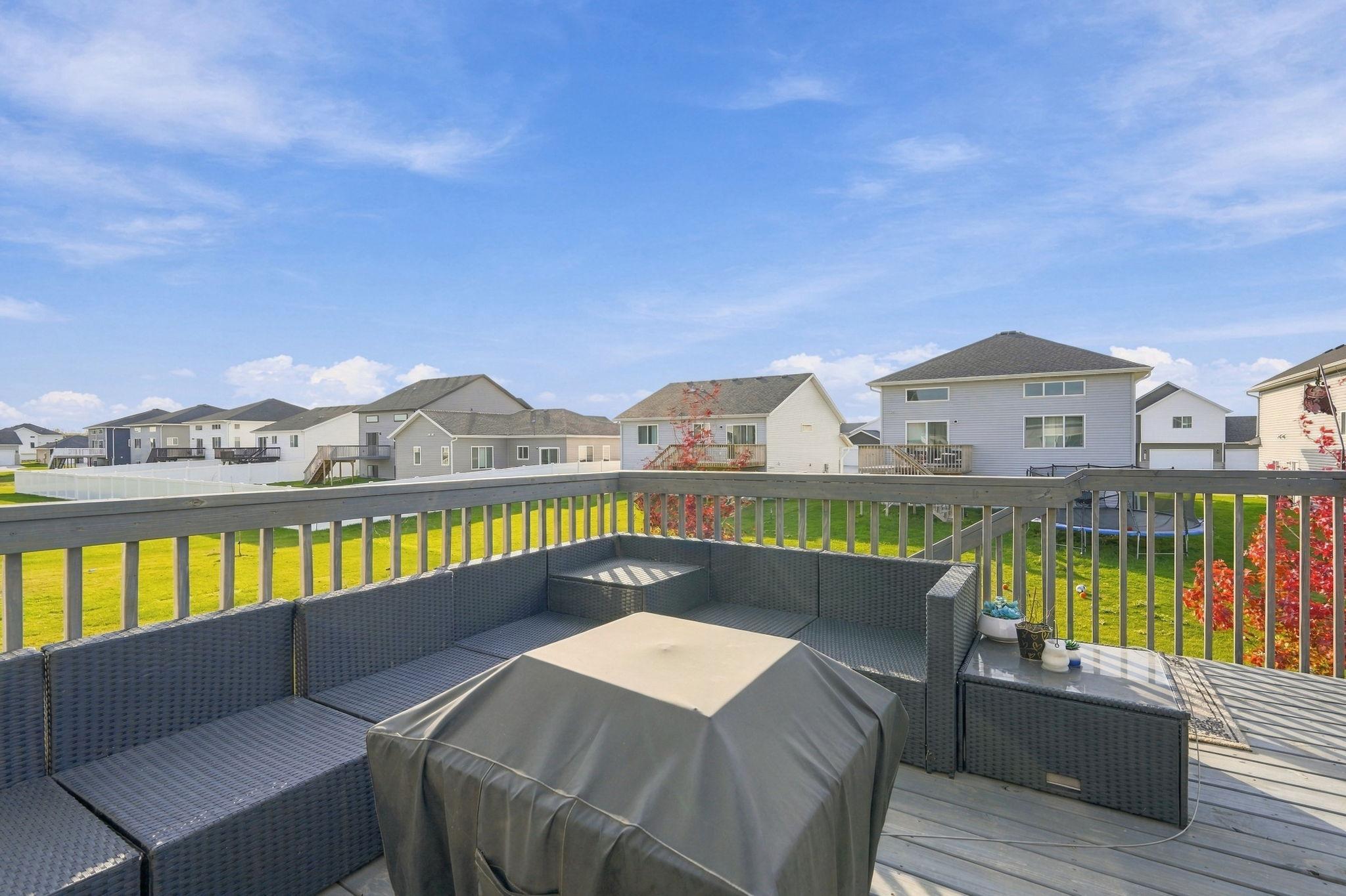2023 single family home for sale at 1151 Marlys Drive W in West Fargo, ND — 3 bed, 3 bath (photo 34 of 43)