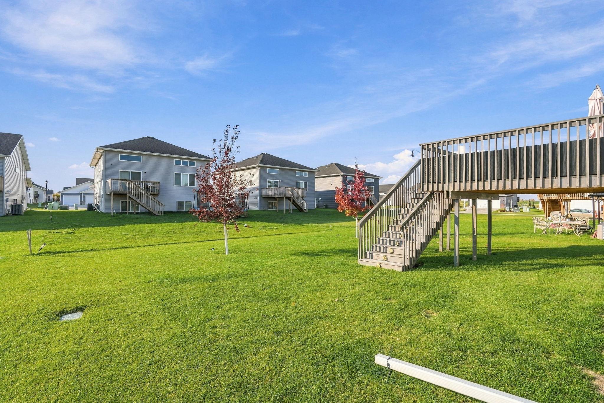 2023 single family home for sale at 1151 Marlys Drive W in West Fargo, ND — 3 bed, 3 bath (photo 35 of 43)