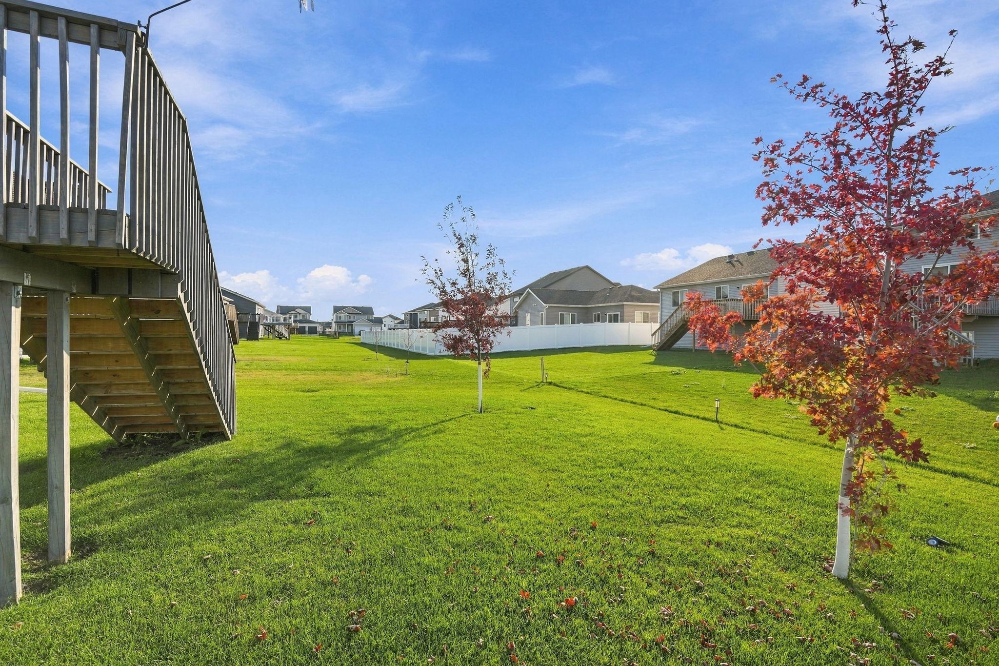2023 single family home for sale at 1151 Marlys Drive W in West Fargo, ND — 3 bed, 3 bath (photo 36 of 43)