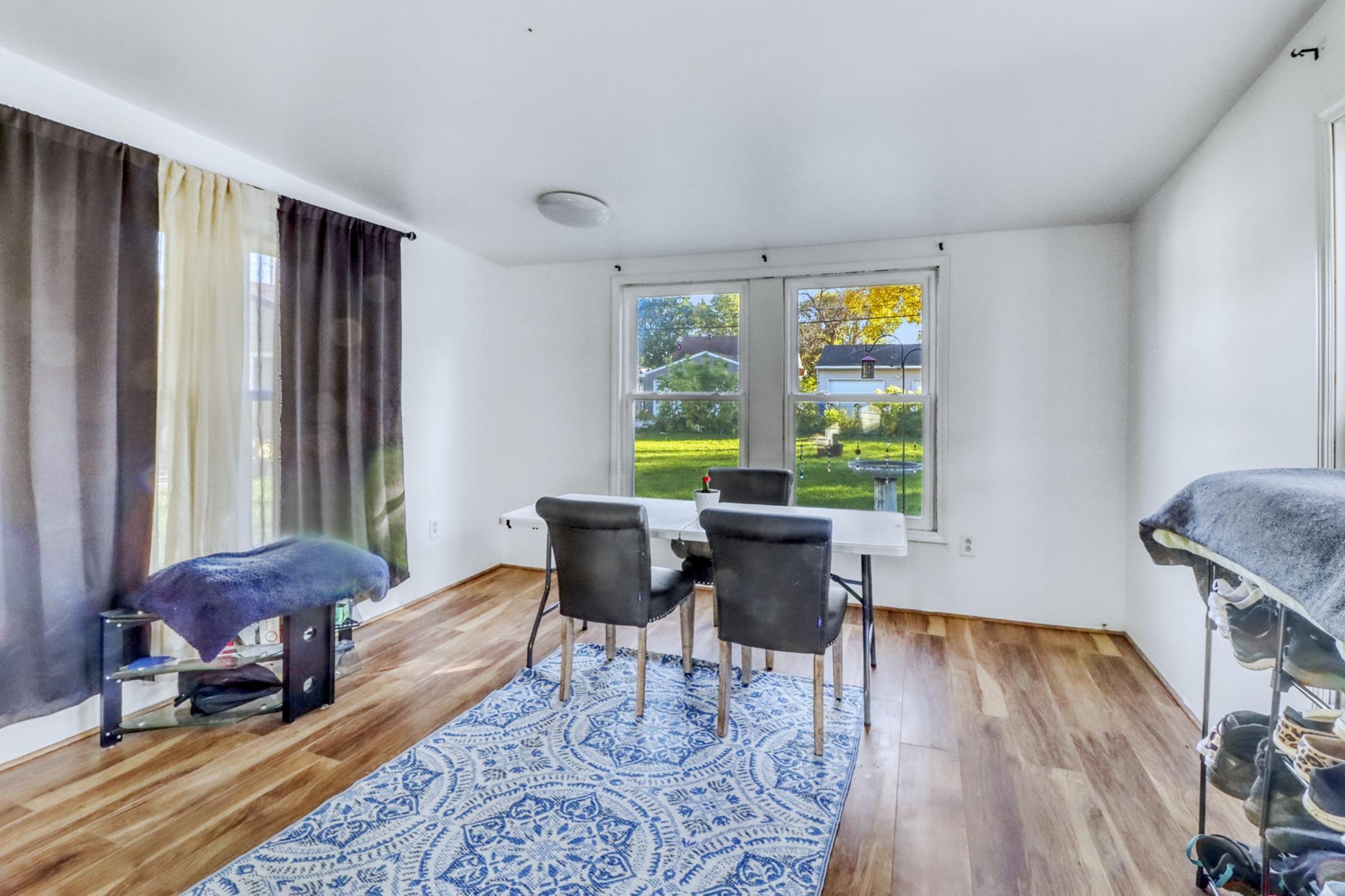 1952 single family home for sale at 1737 4th Street N in Fargo, ND — 3 bed, 2 bath (photo 18 of 39)