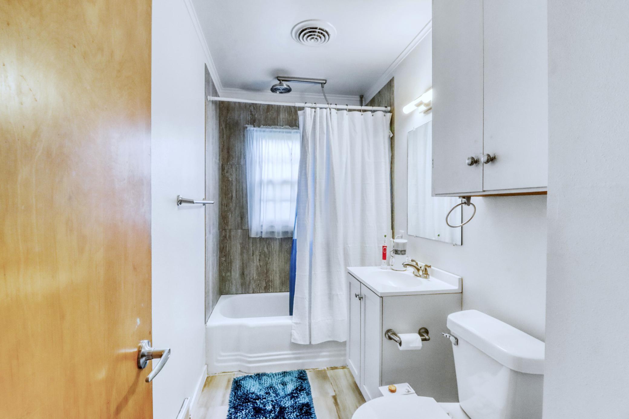 1952 single family home for sale at 1737 4th Street N in Fargo, ND — 3 bed, 2 bath (photo 28 of 39)