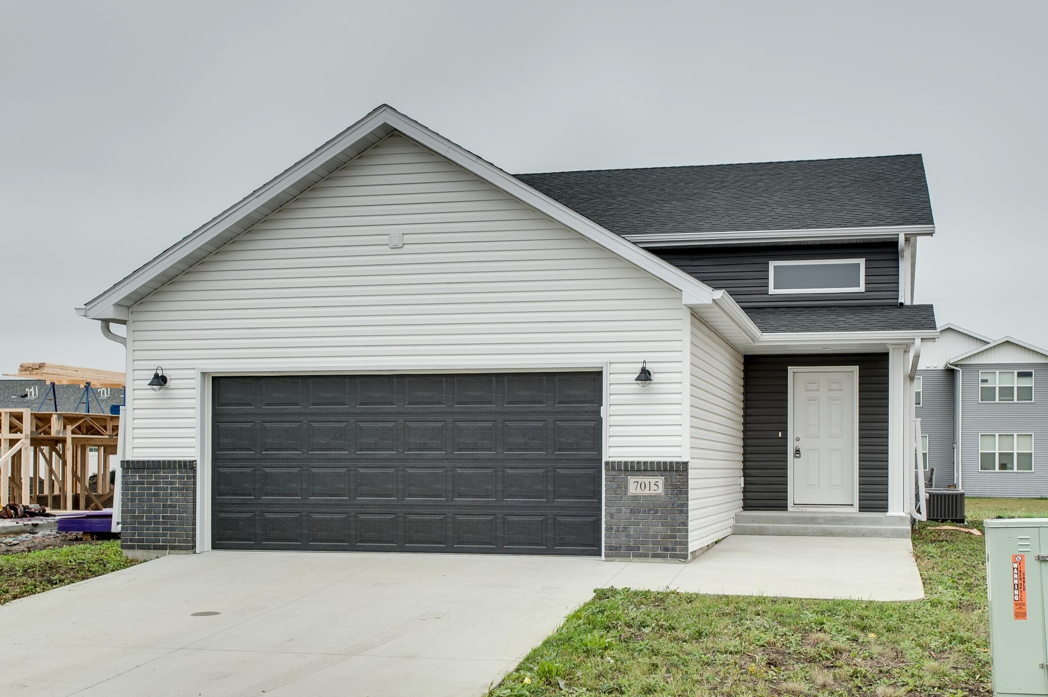 7015 Benji Lane, Horace, ND