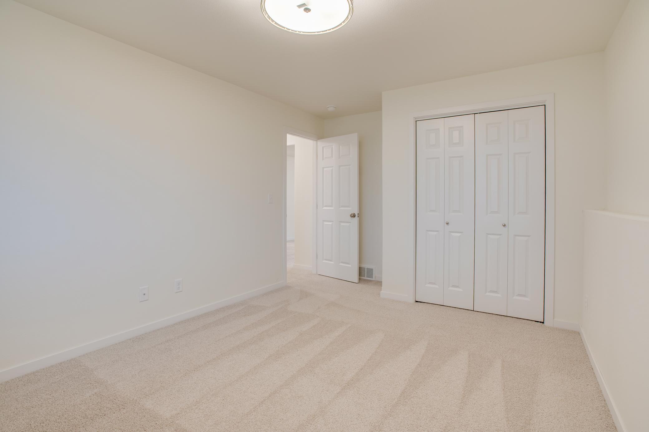 2024 single family home for sale at 7015 Benji Lane in Horace, ND — 3 bed, 3 bath (photo 18 of 22)