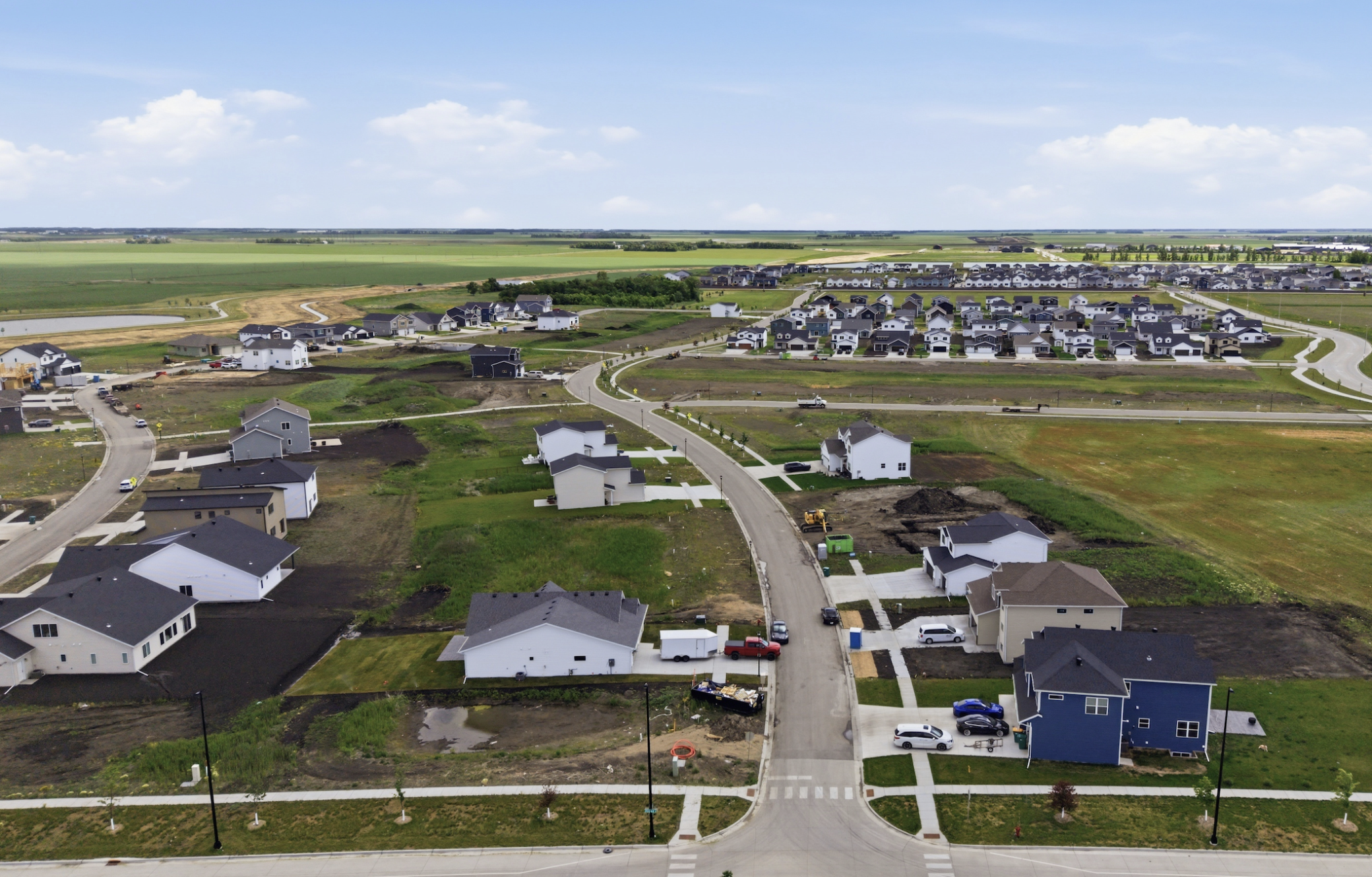 2026 single family home for sale at 8479 61st Street S in Horace, ND — 5 bed, 3 bath (photo 32 of 38)