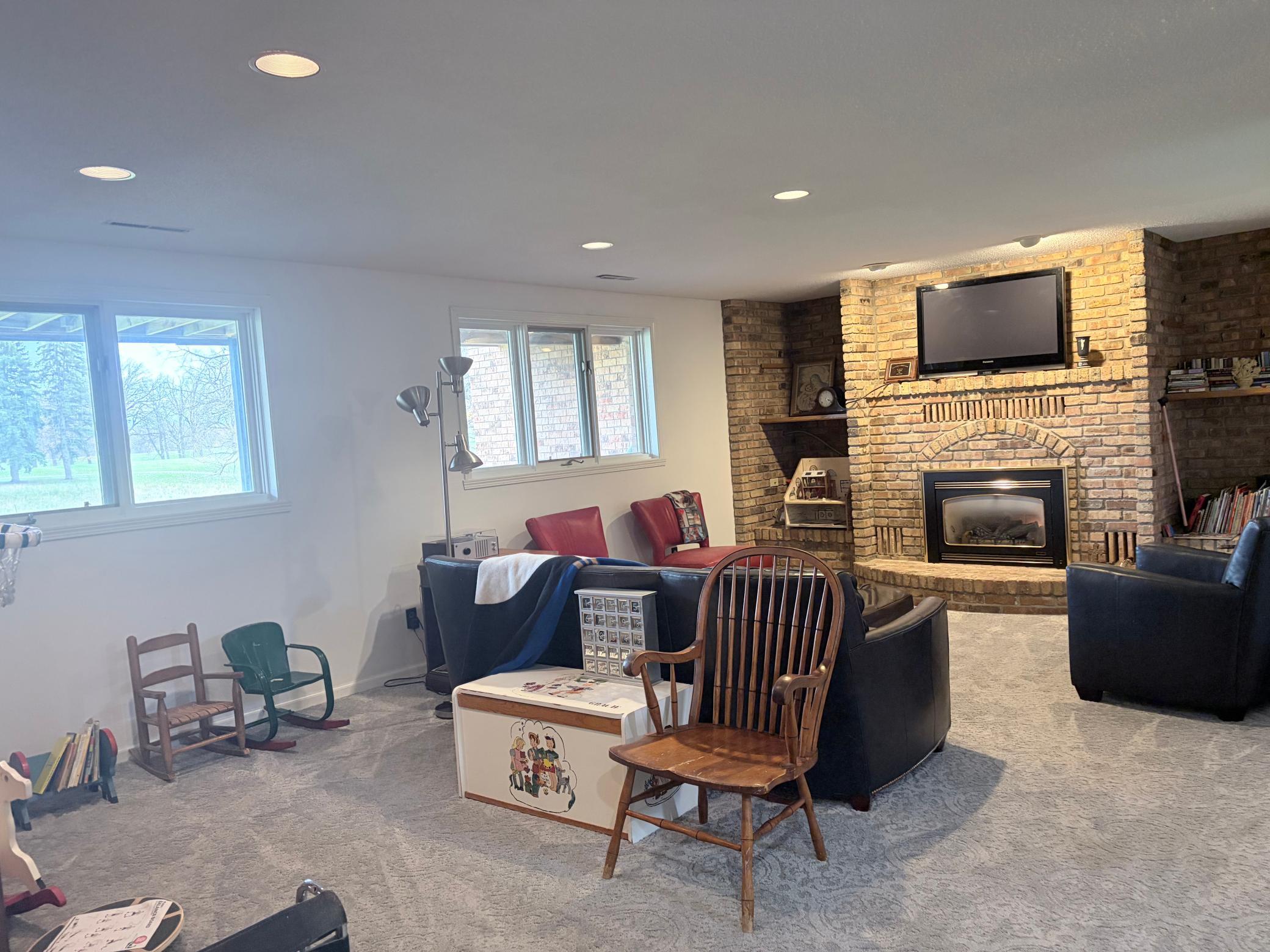 1989 twin home for sale at 423 Caddy Avenue in Moorhead, MN — 3 bed, 2 bath (photo 29 of 53)