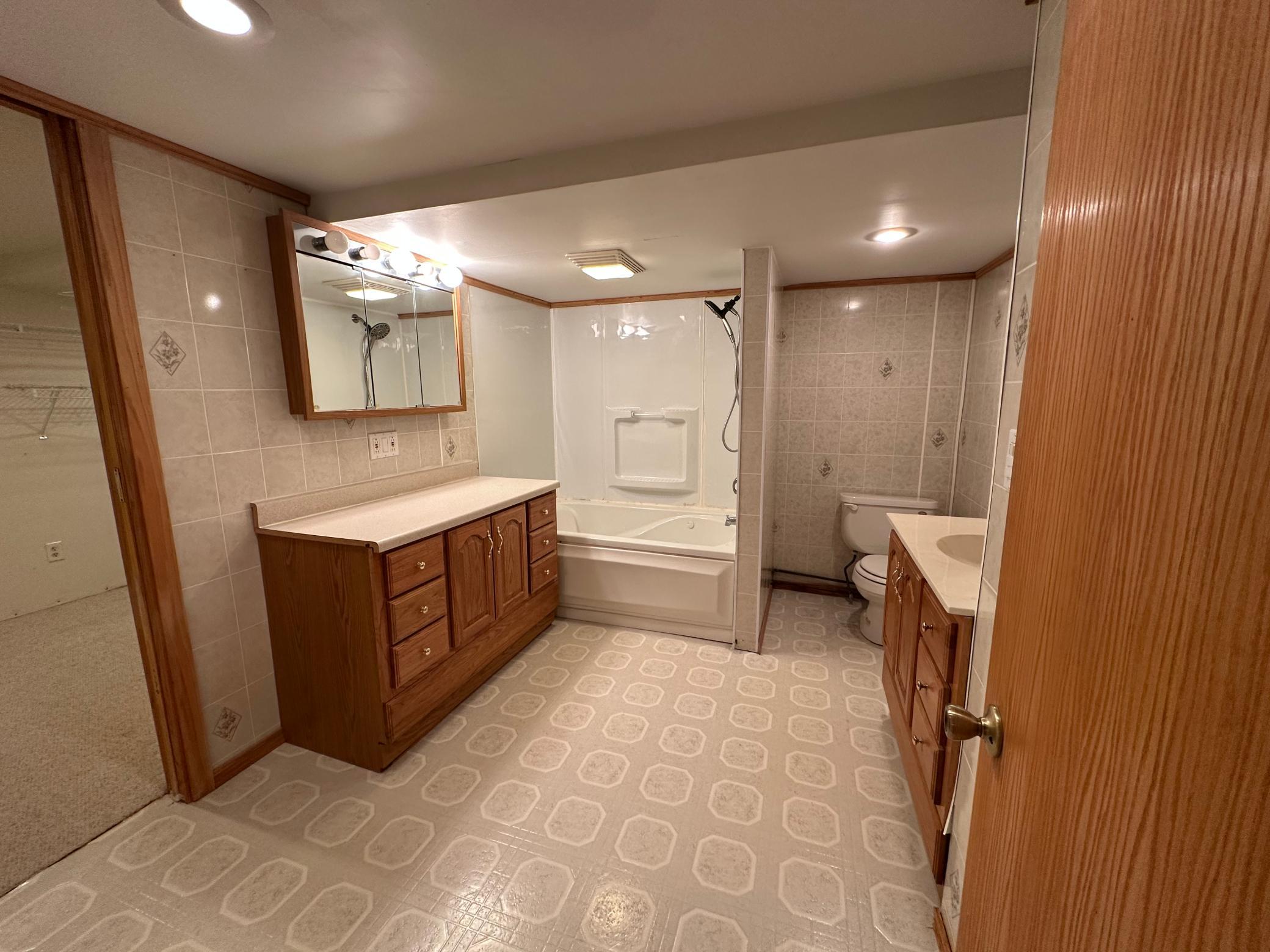 1955 single family home for sale at 1301 14th Street S in Moorhead, MN — 3 bed, 2 bath (photo 18 of 31)